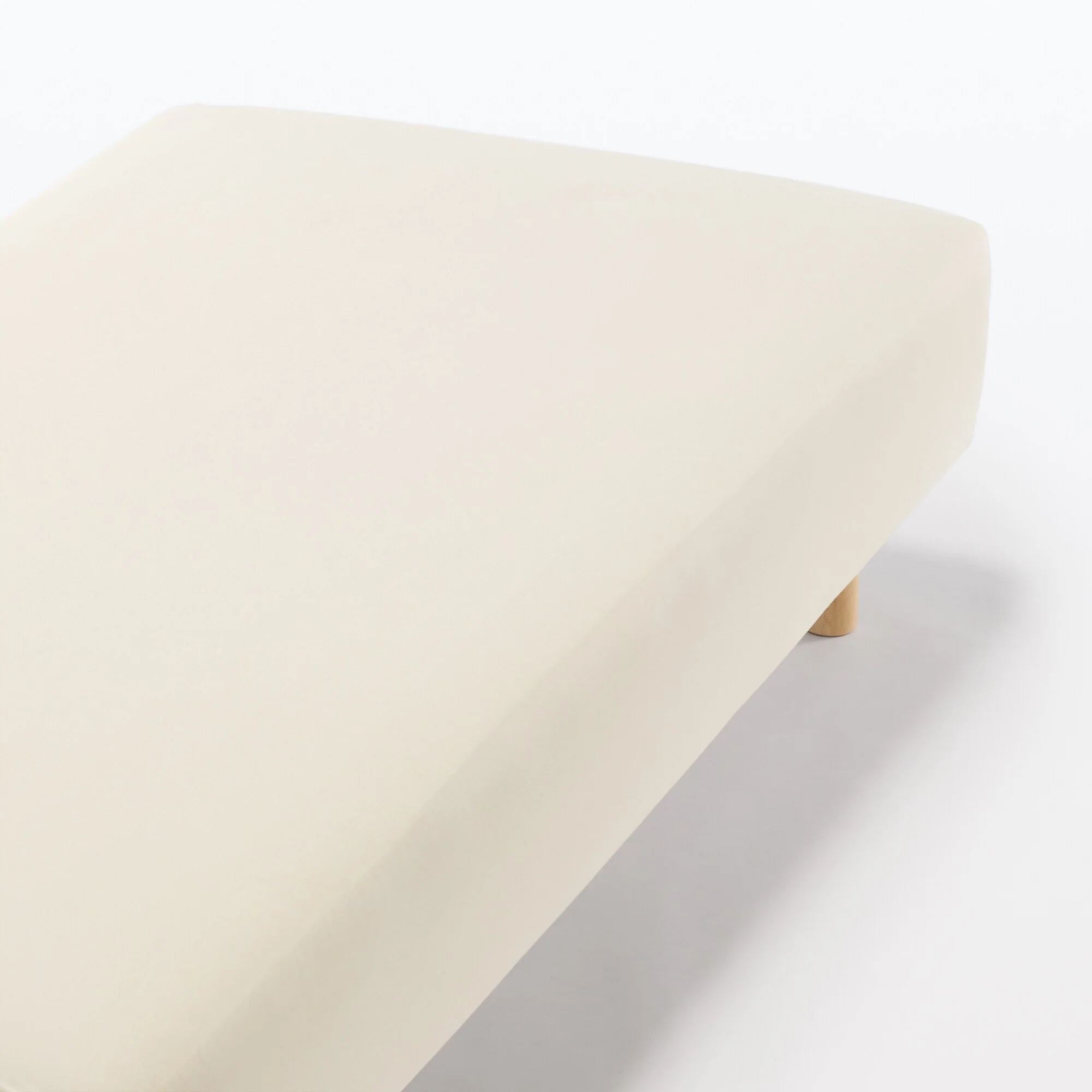 Stretchable Cool Touch Fitted Sheet - Image 5