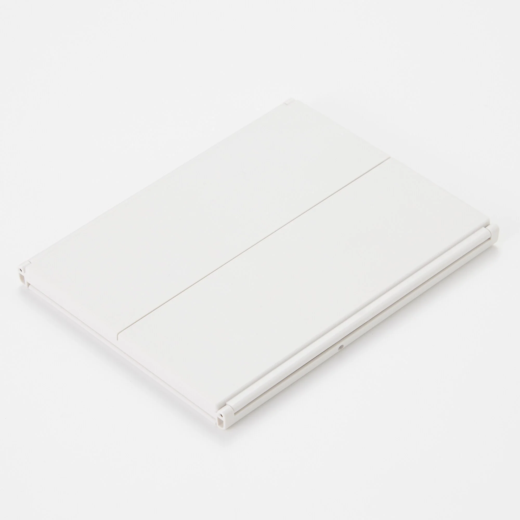 Styrene Tri-fold Mirror - Image 3