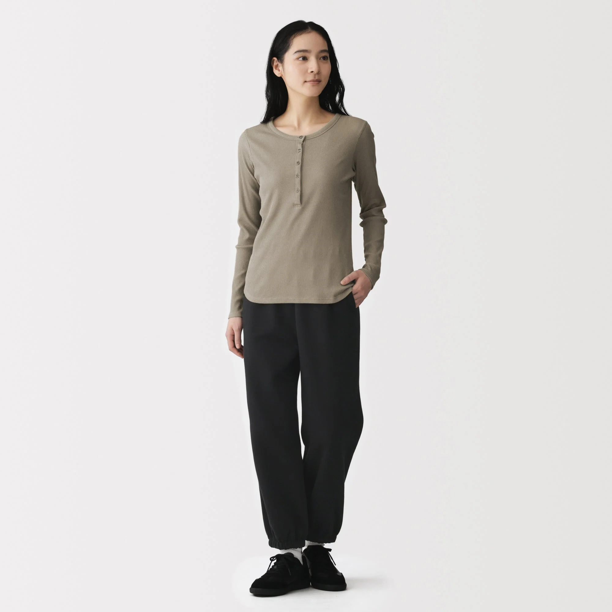 Sweatpants - Image 31
