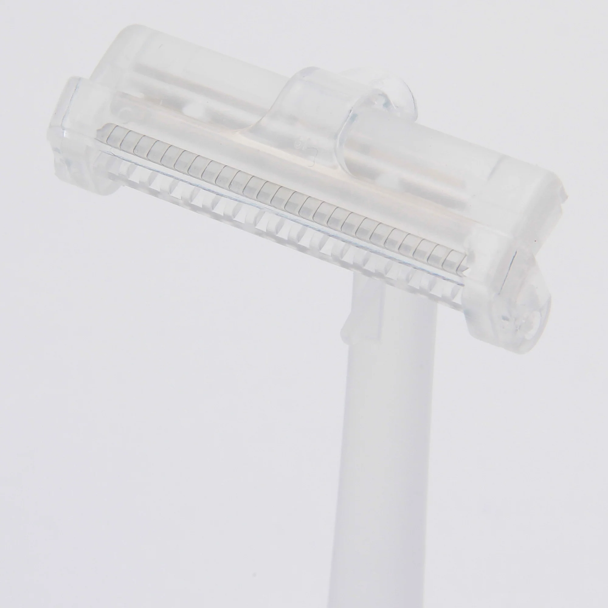 T-Shape Razor - Image 2