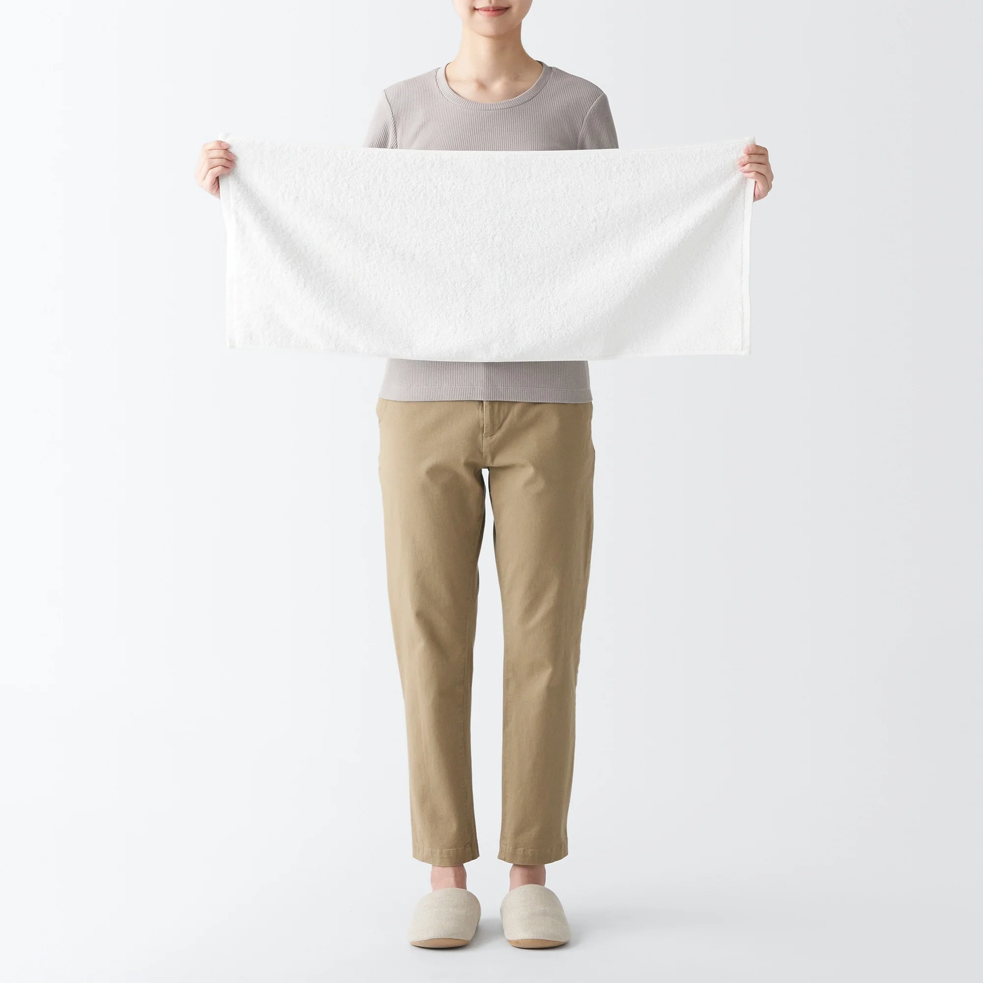 Thick Pile Face Towel - Image 13