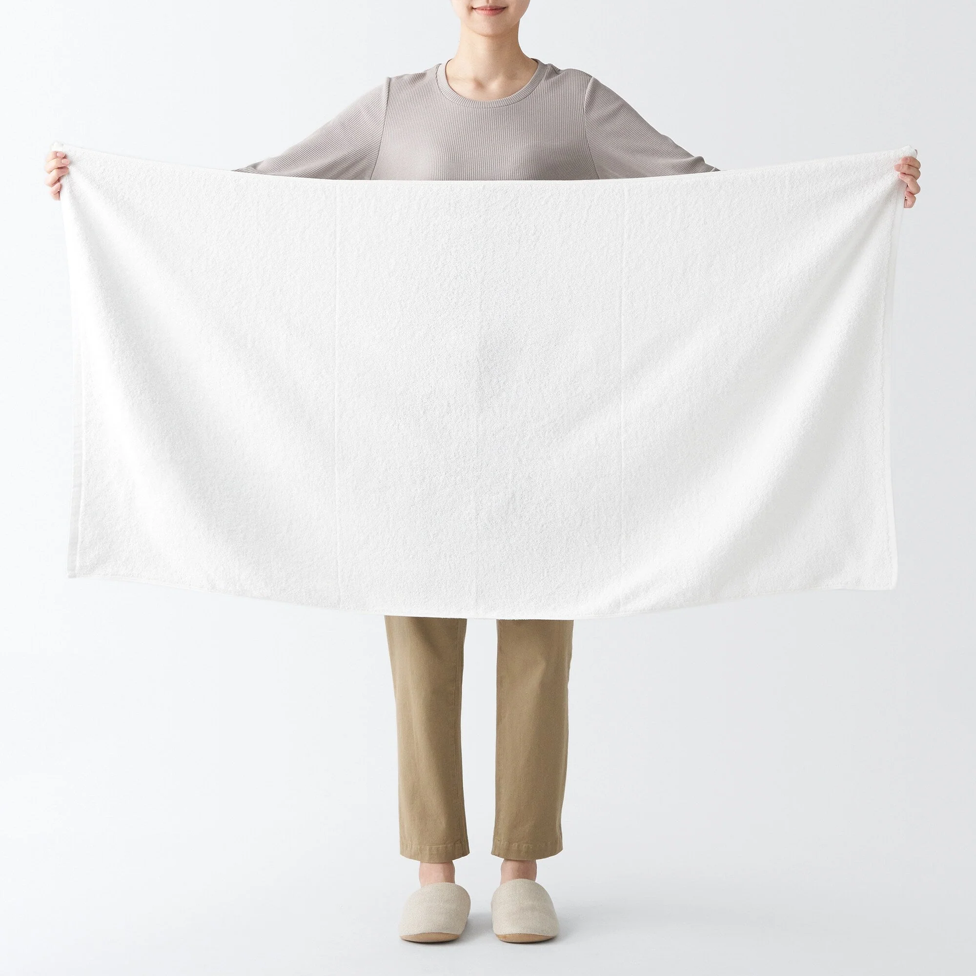 Twin Pile Bath Towel - Image 9
