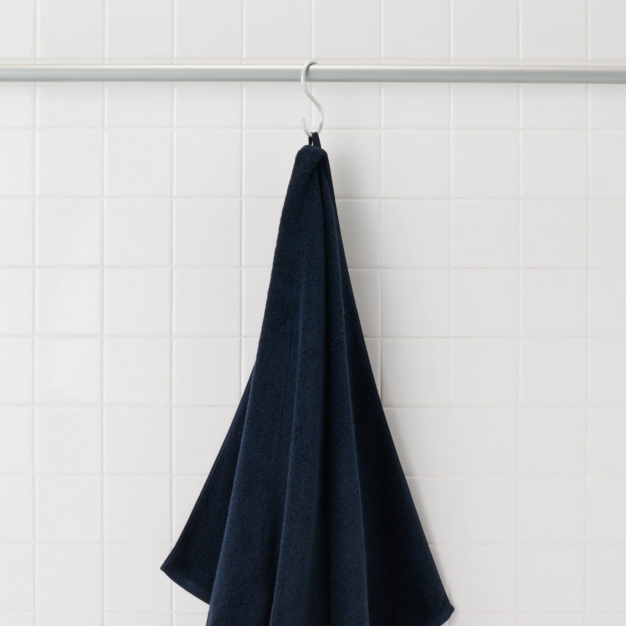 Twin Pile Bath Towel with Loop - Image 7