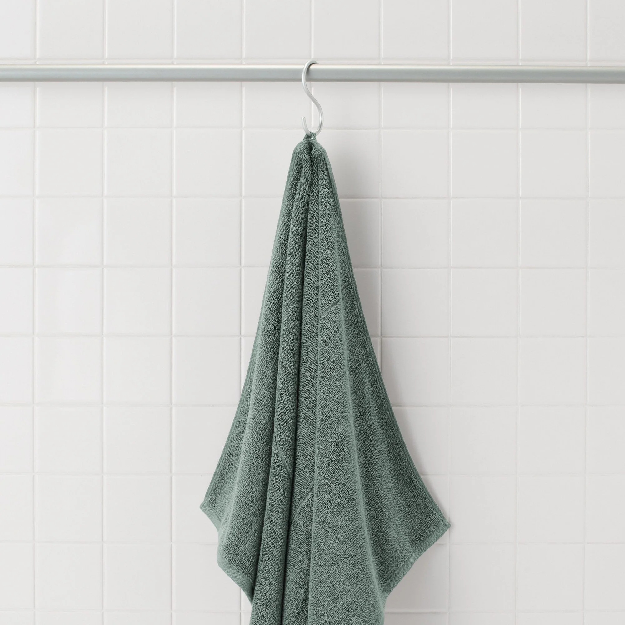 Twin Pile Small Bath Towel with Loop - Image 9