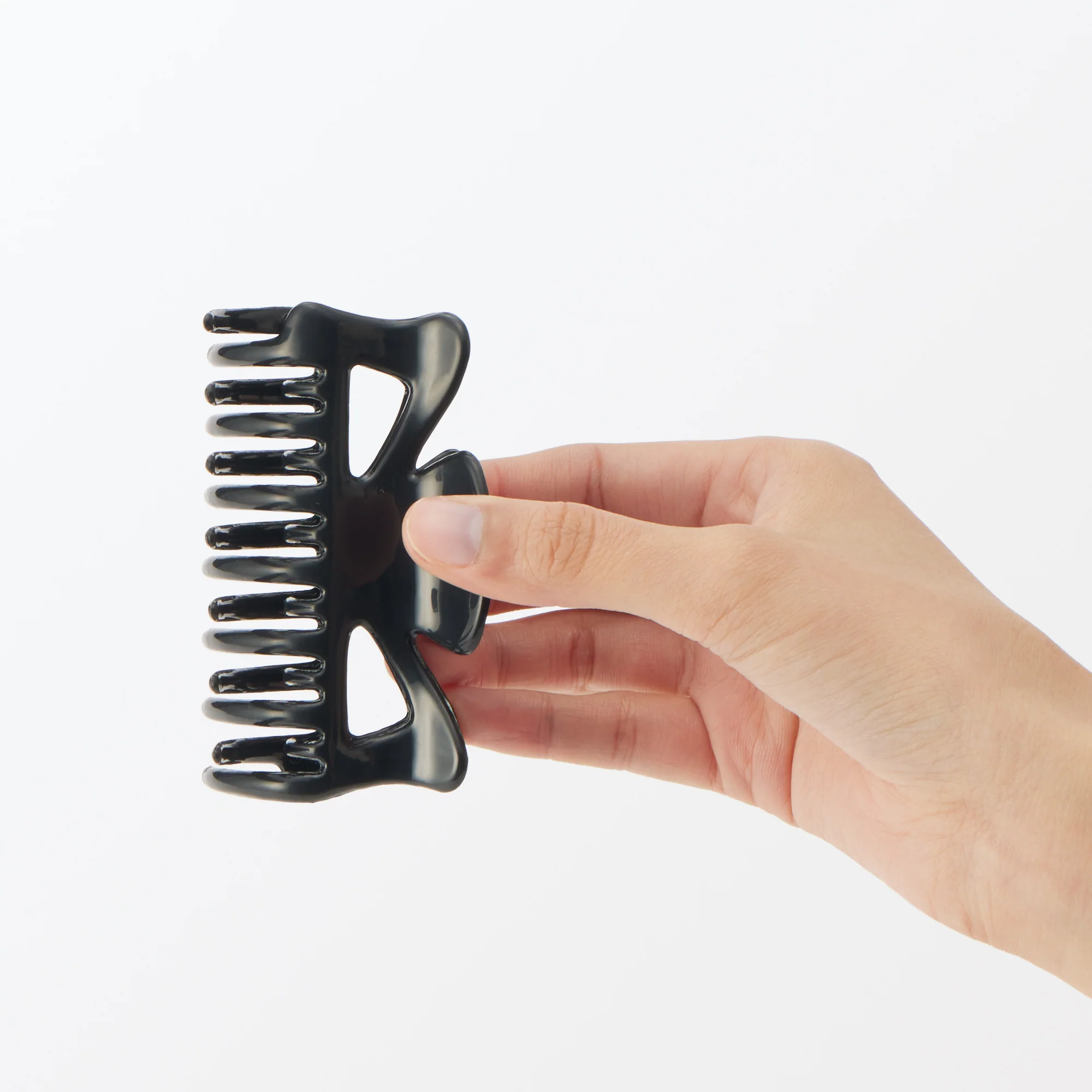 Vance Hair Clip - Image 3