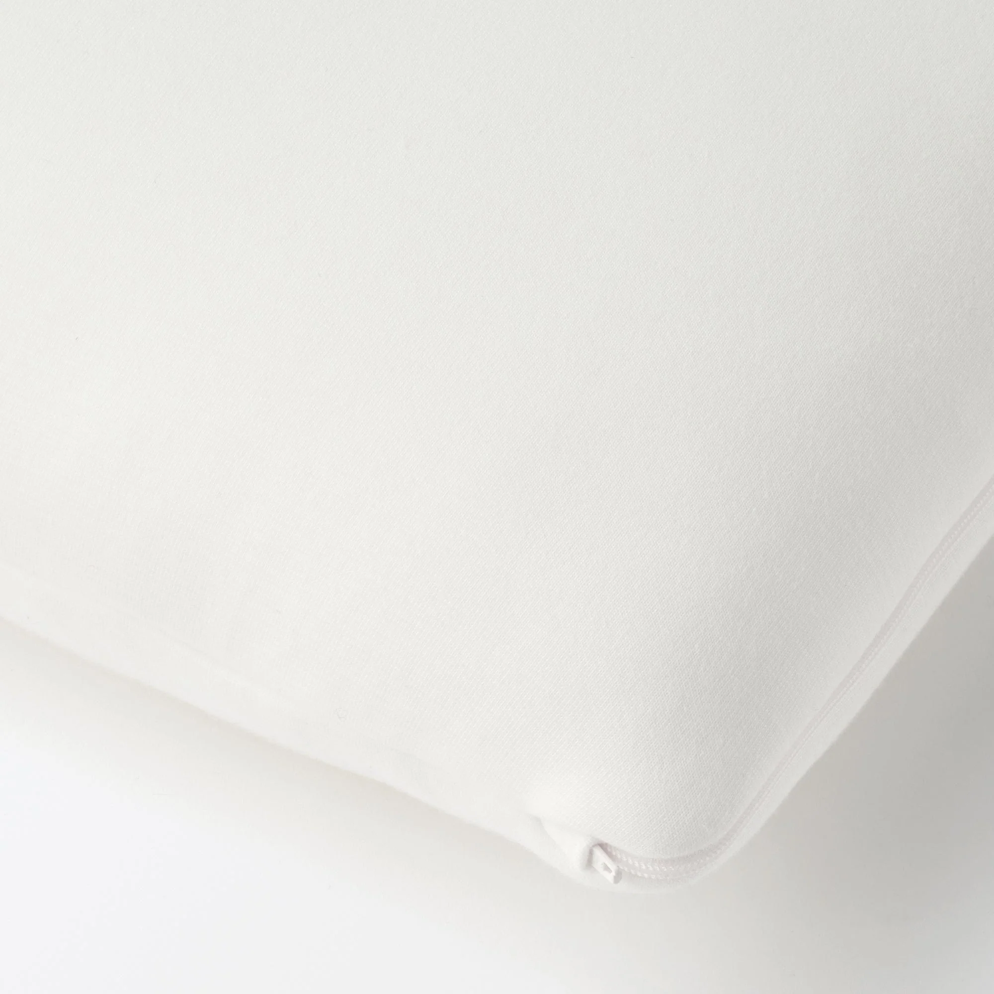 Washable Cover Plump Low Pillow (W15.7 x L23.6") - Image 6