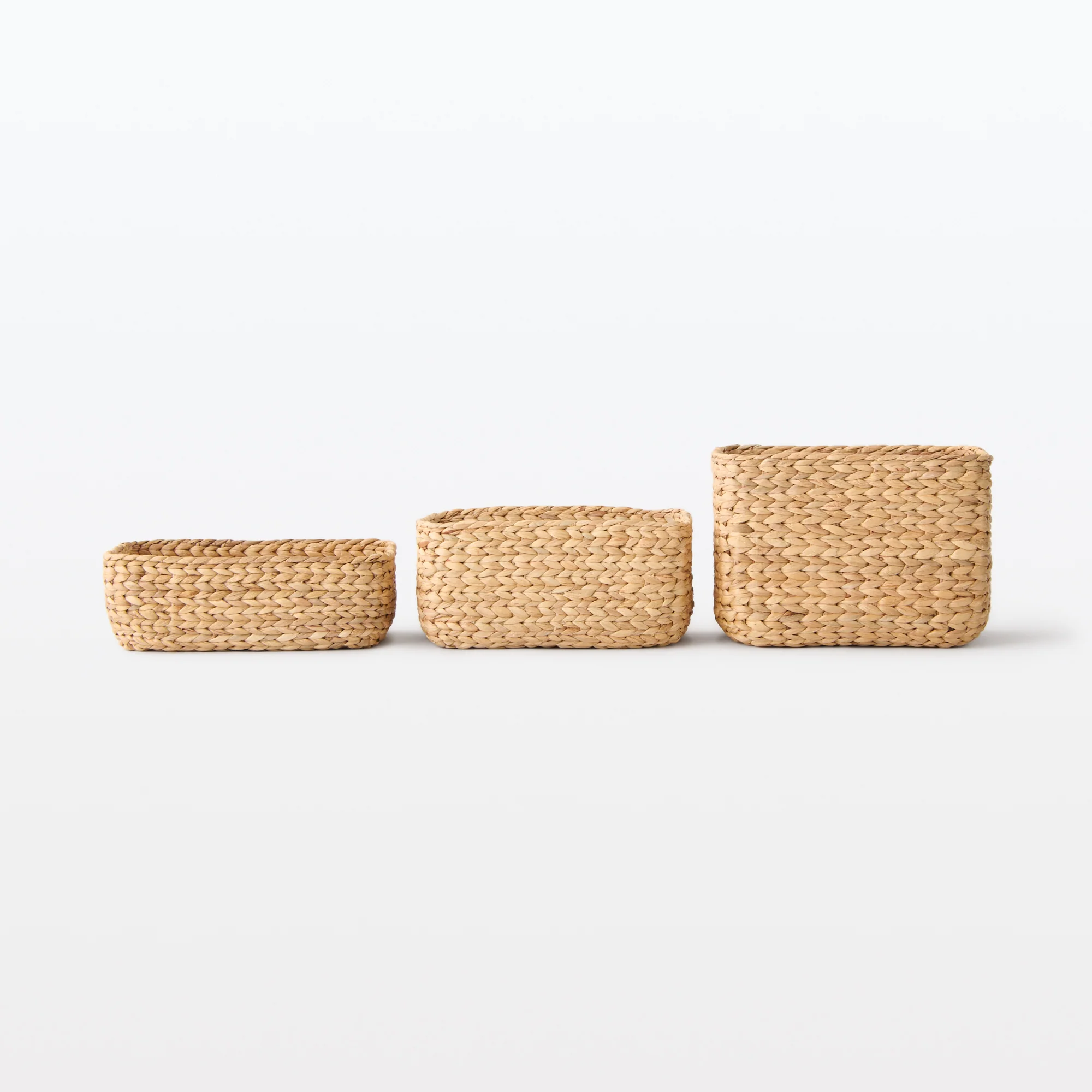 Water Hyacinth Basket - Rectangle - Medium W13.4 x D9.1 x H6.3" - Image 7