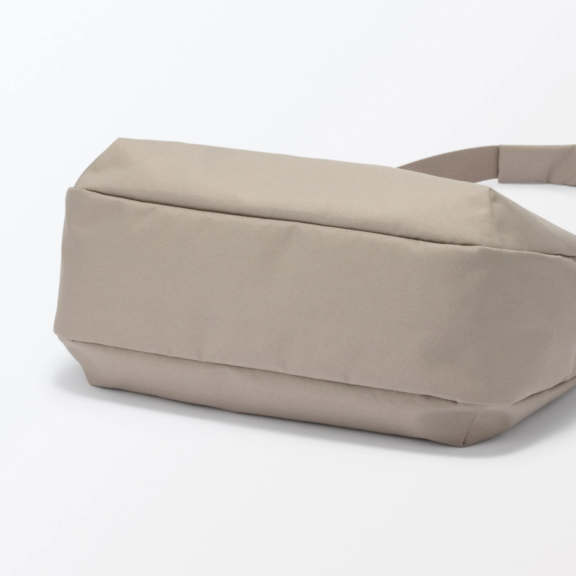 Water Repellent 2-Way Shoulder Bag - Image 30