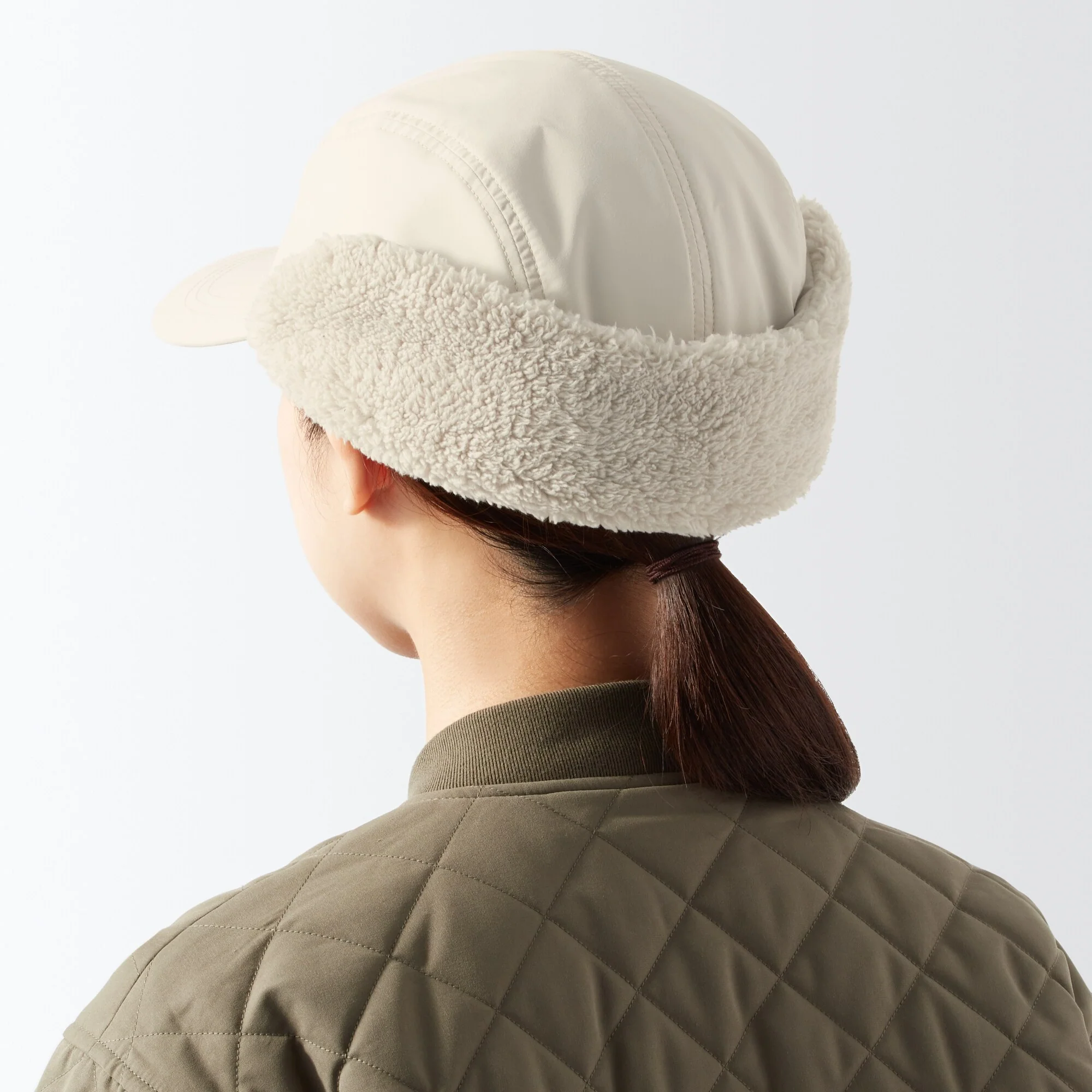 Water Repellent Boa Fleece Cap - Image 7