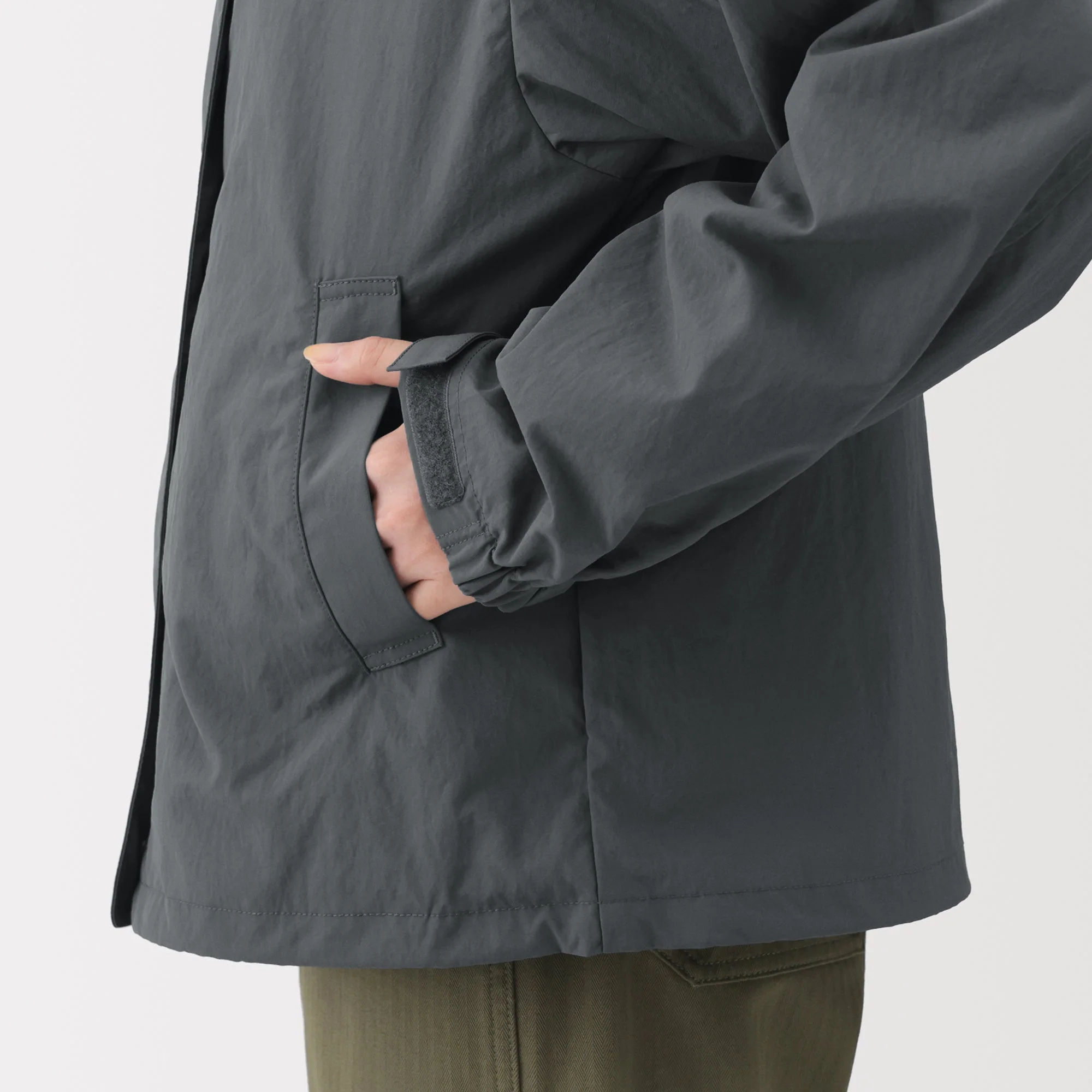 Water Repellent Pocketable Jacket - Image 9