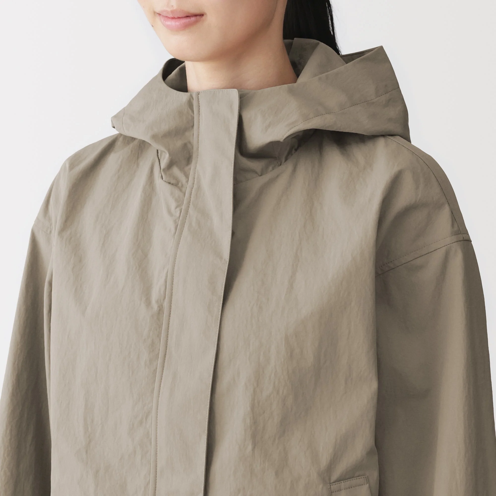 Water Repellent Pocketable Jacket - Image 7
