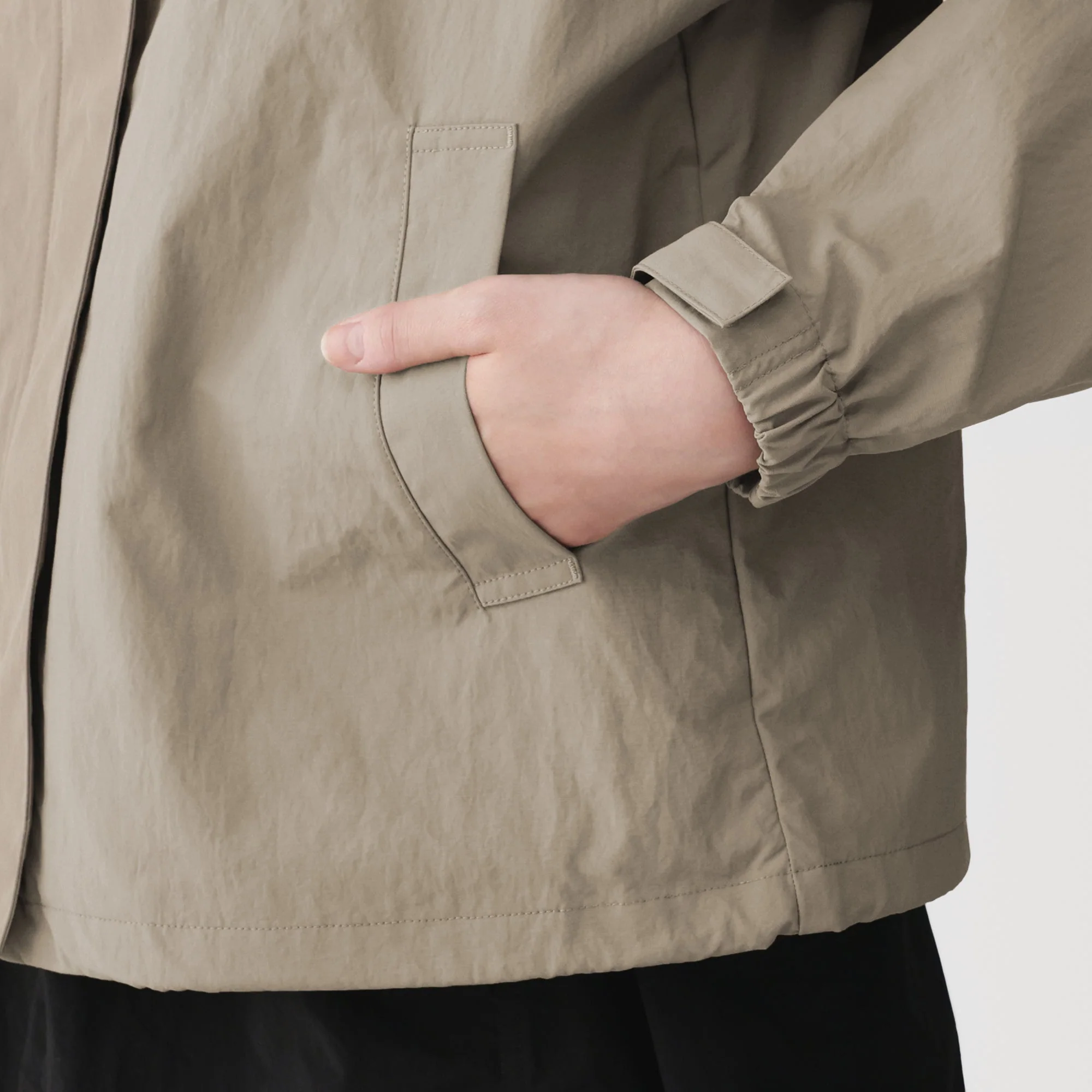 Water Repellent Pocketable Jacket - Image 9