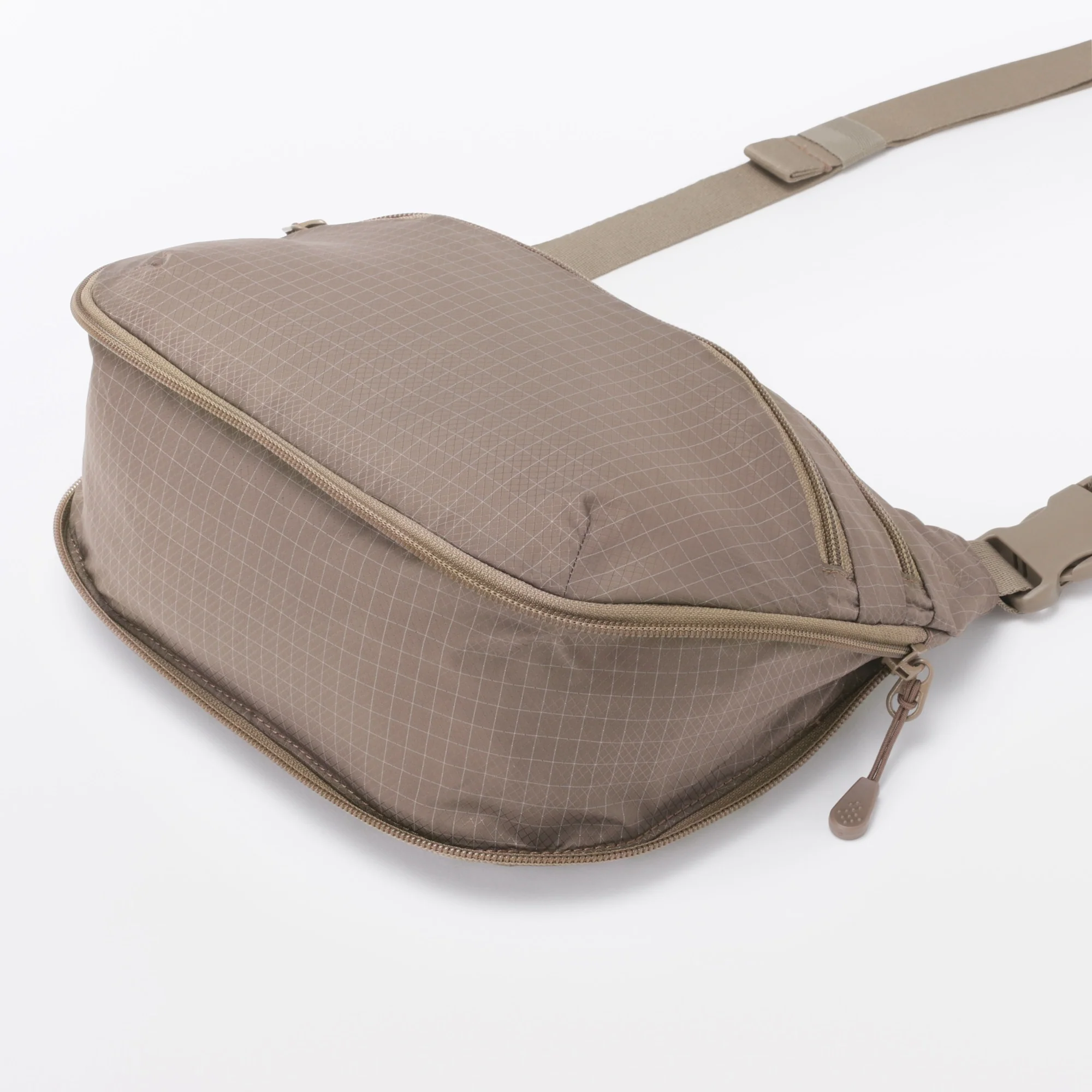 Water Repellent Ripstop Mini Shoulder Bag - Image 20