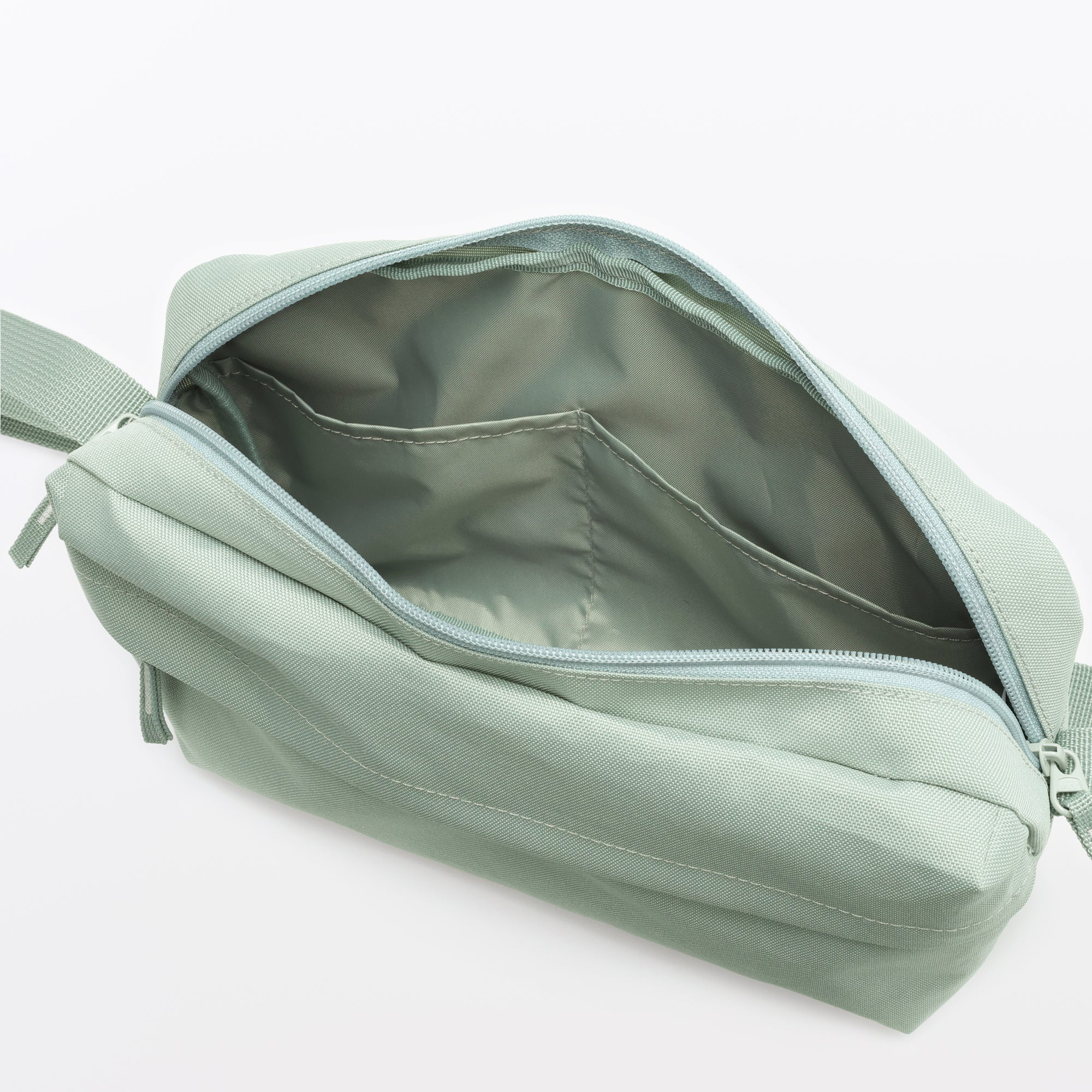 Water Repellent Shoulder Bag - Image 15