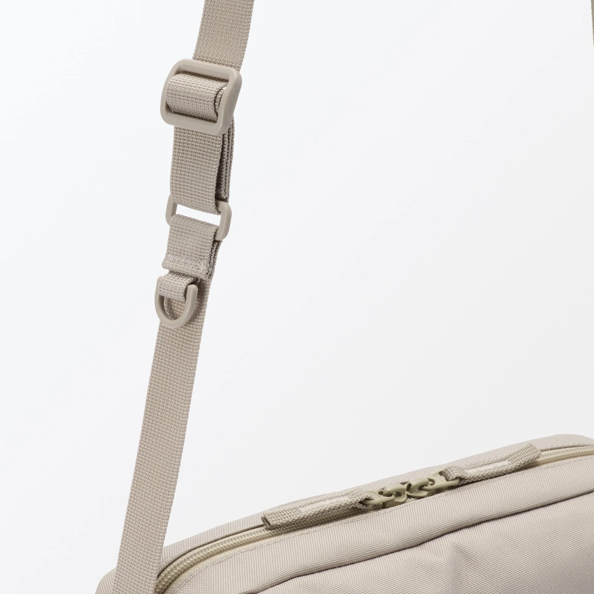 Water Repellent Shoulder Bag - Image 29