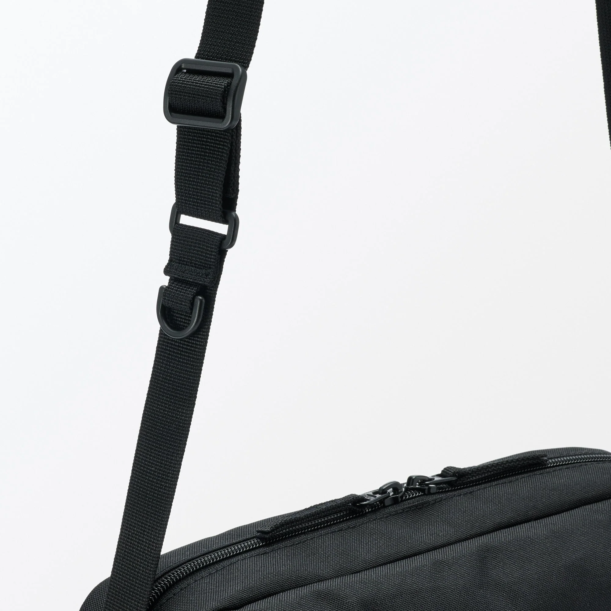 Water Repellent Shoulder Bag - Image 43