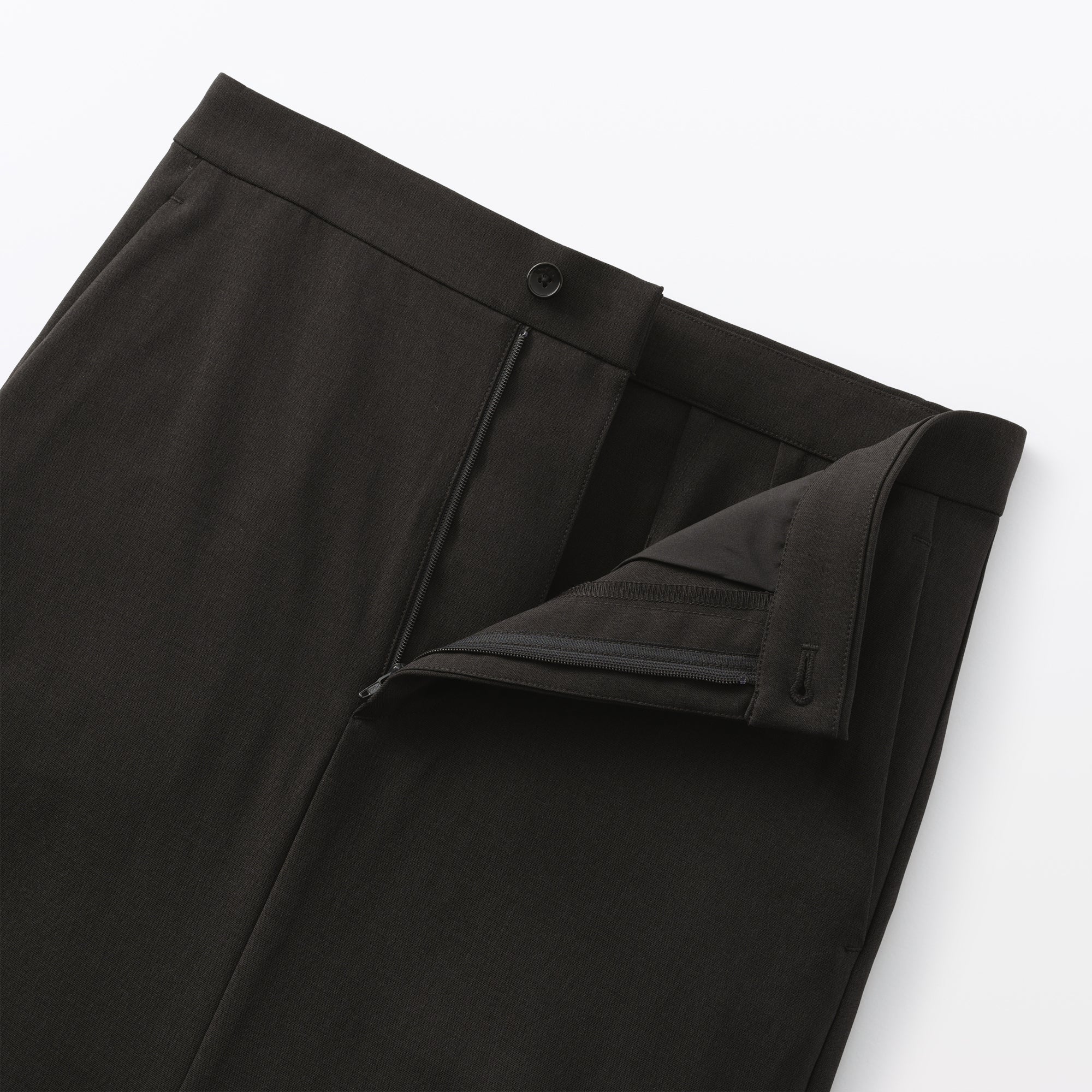 Water Repellent Straight Skirt - Image 20