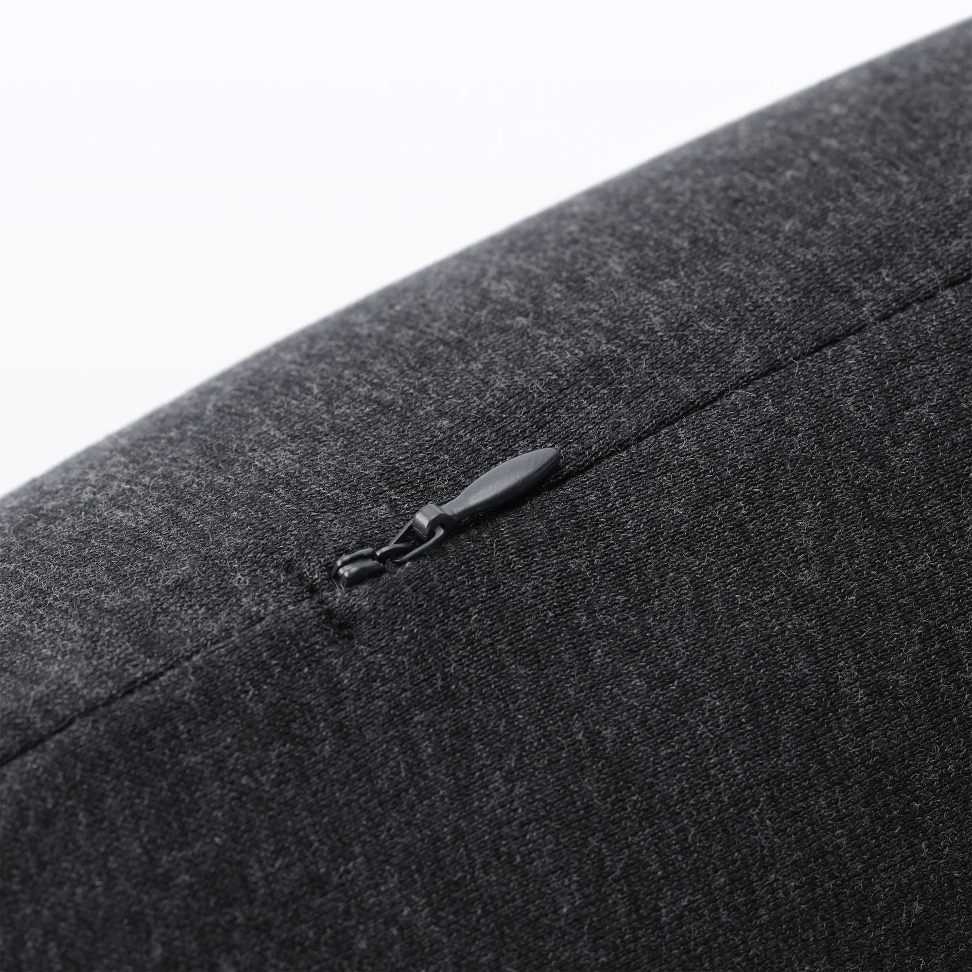 Well-Fitted Neck Cushion - Image 5