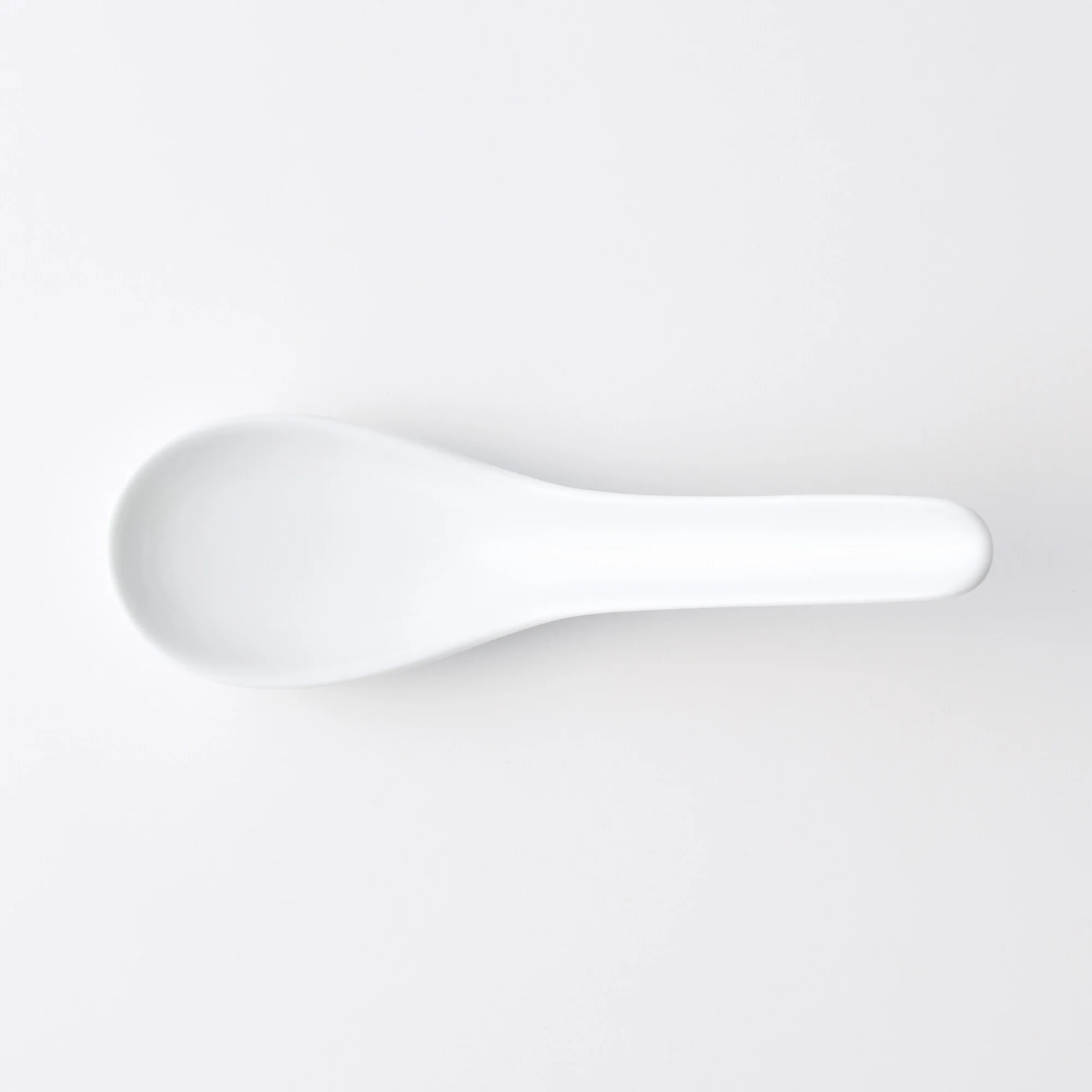 White Porcelain Chinese Spoon - Image 3