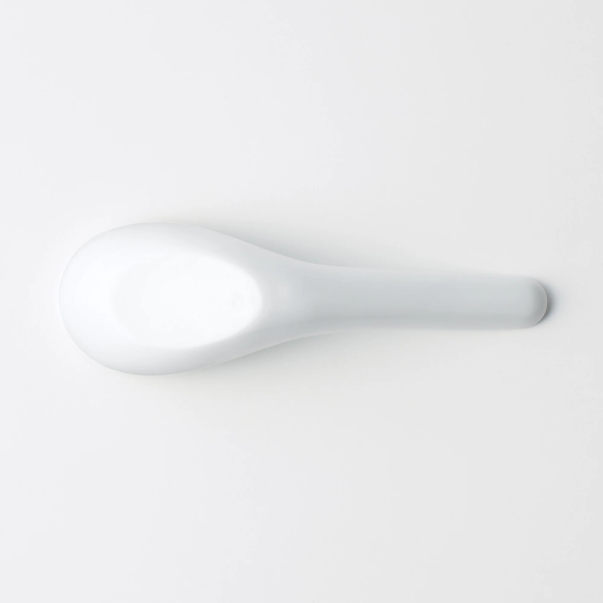 White Porcelain Chinese Spoon - Image 4