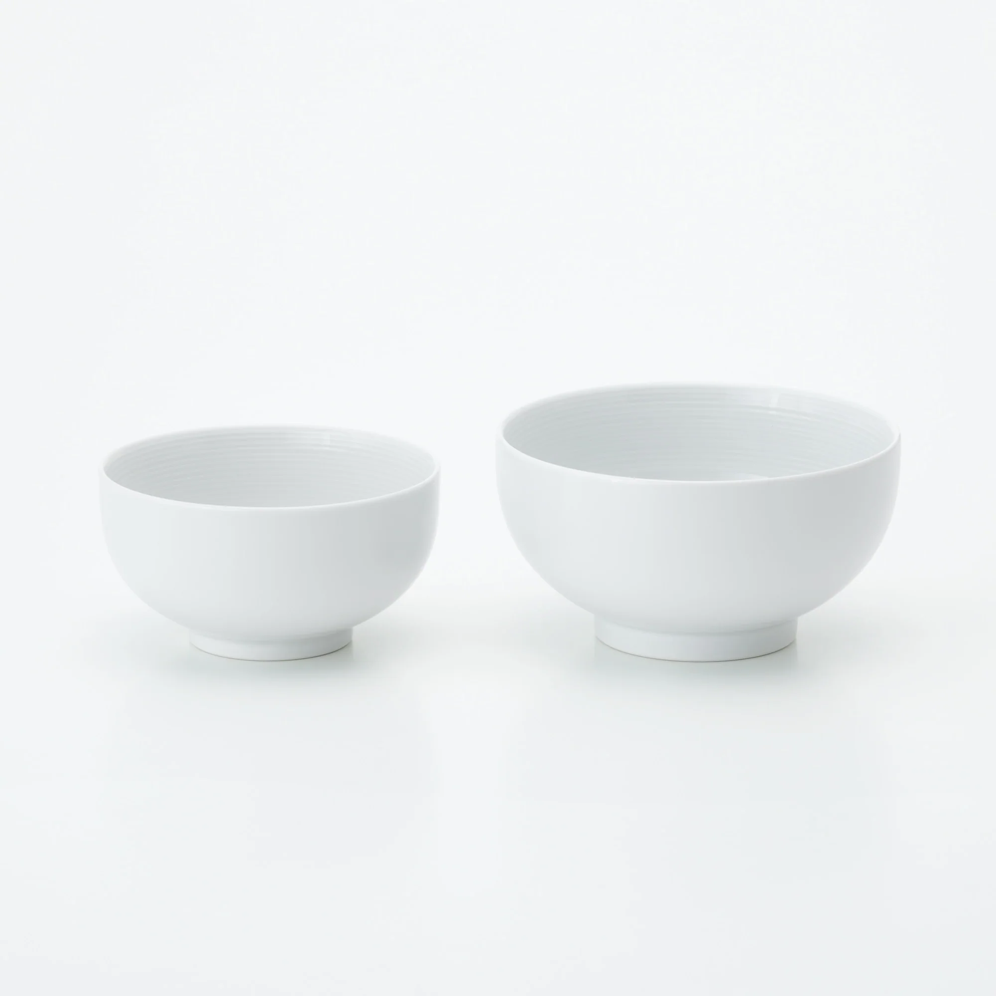White Porcelain Donburi Bowl - Image 13