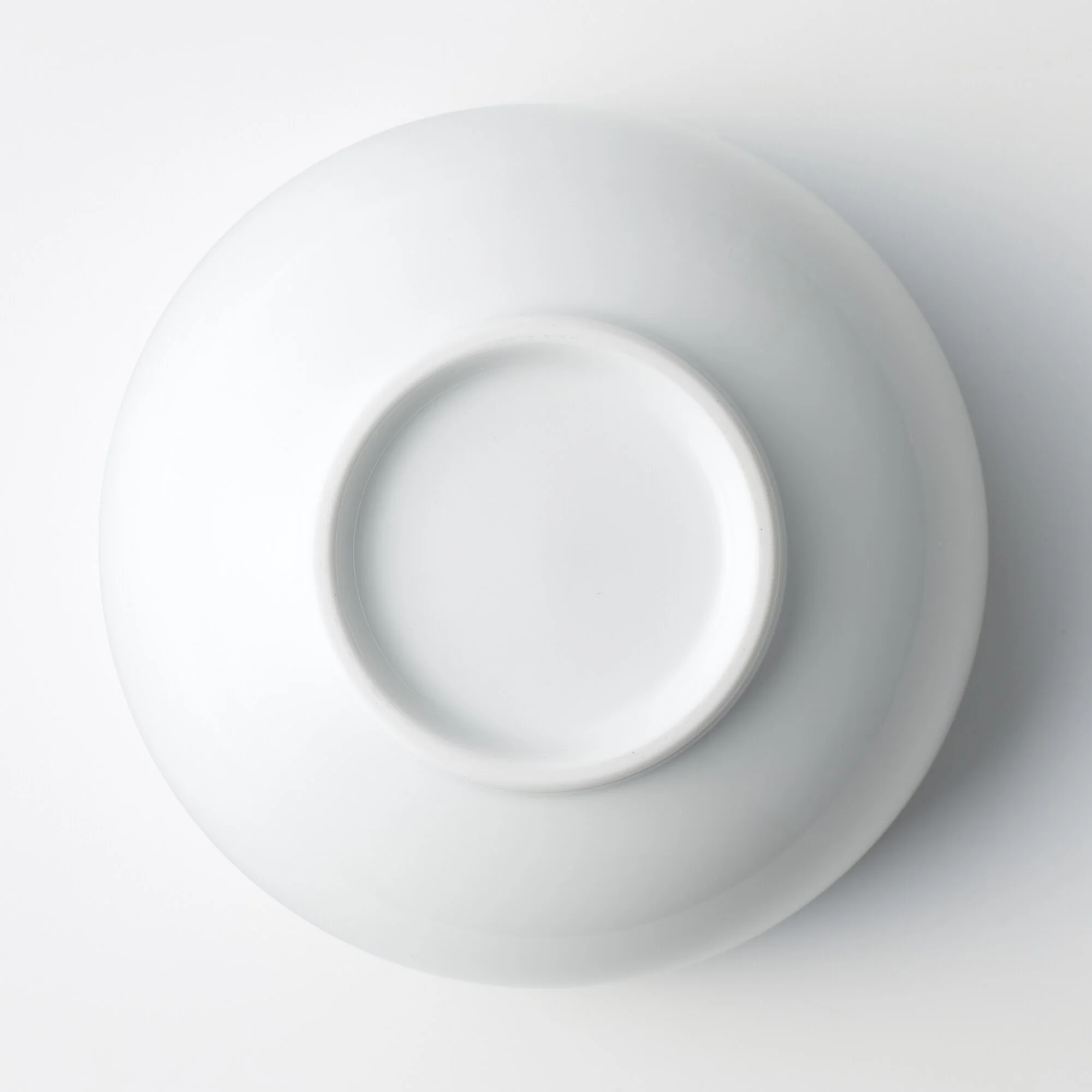 White Porcelain Donburi Bowl - Image 4