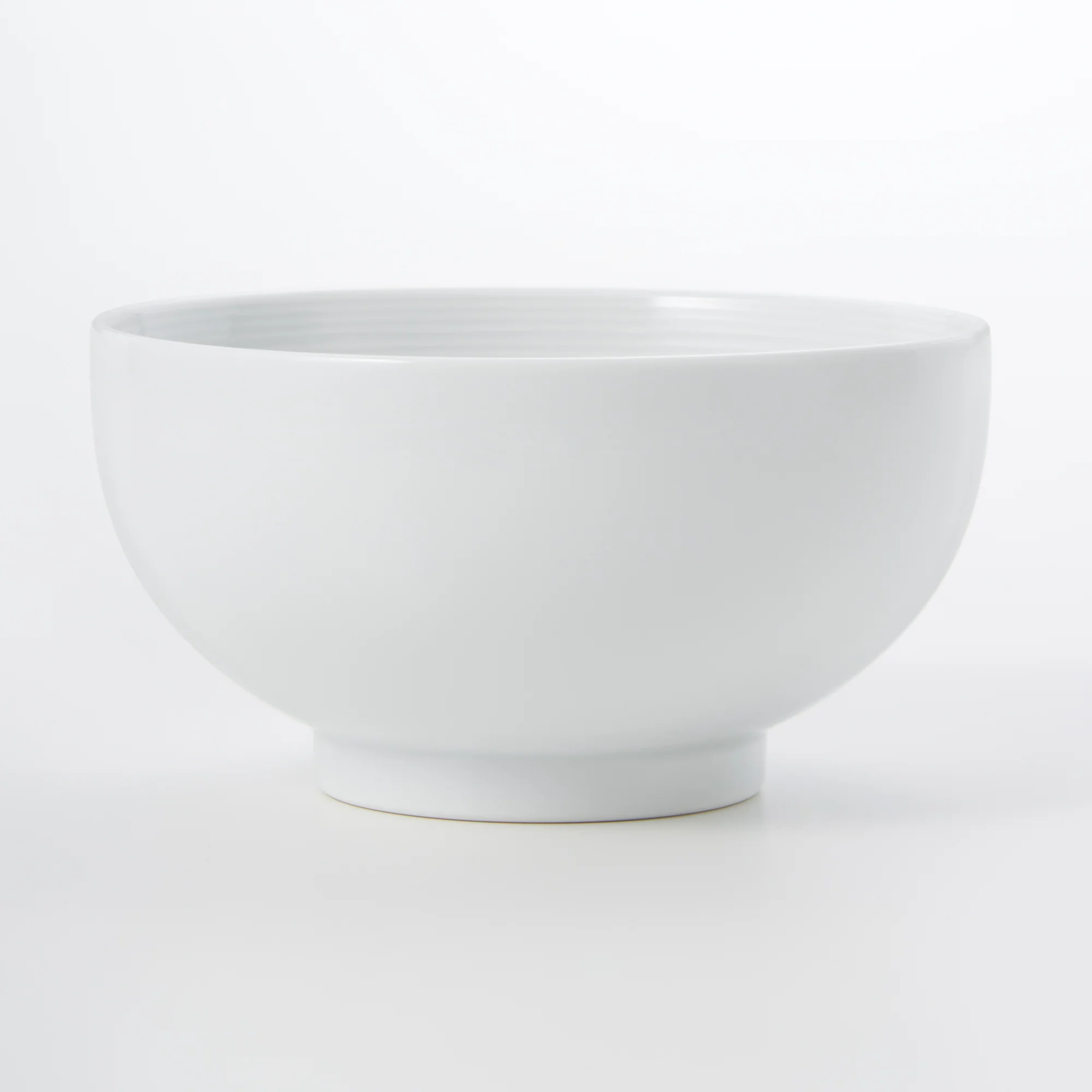 White Porcelain Donburi Bowl - Image 8