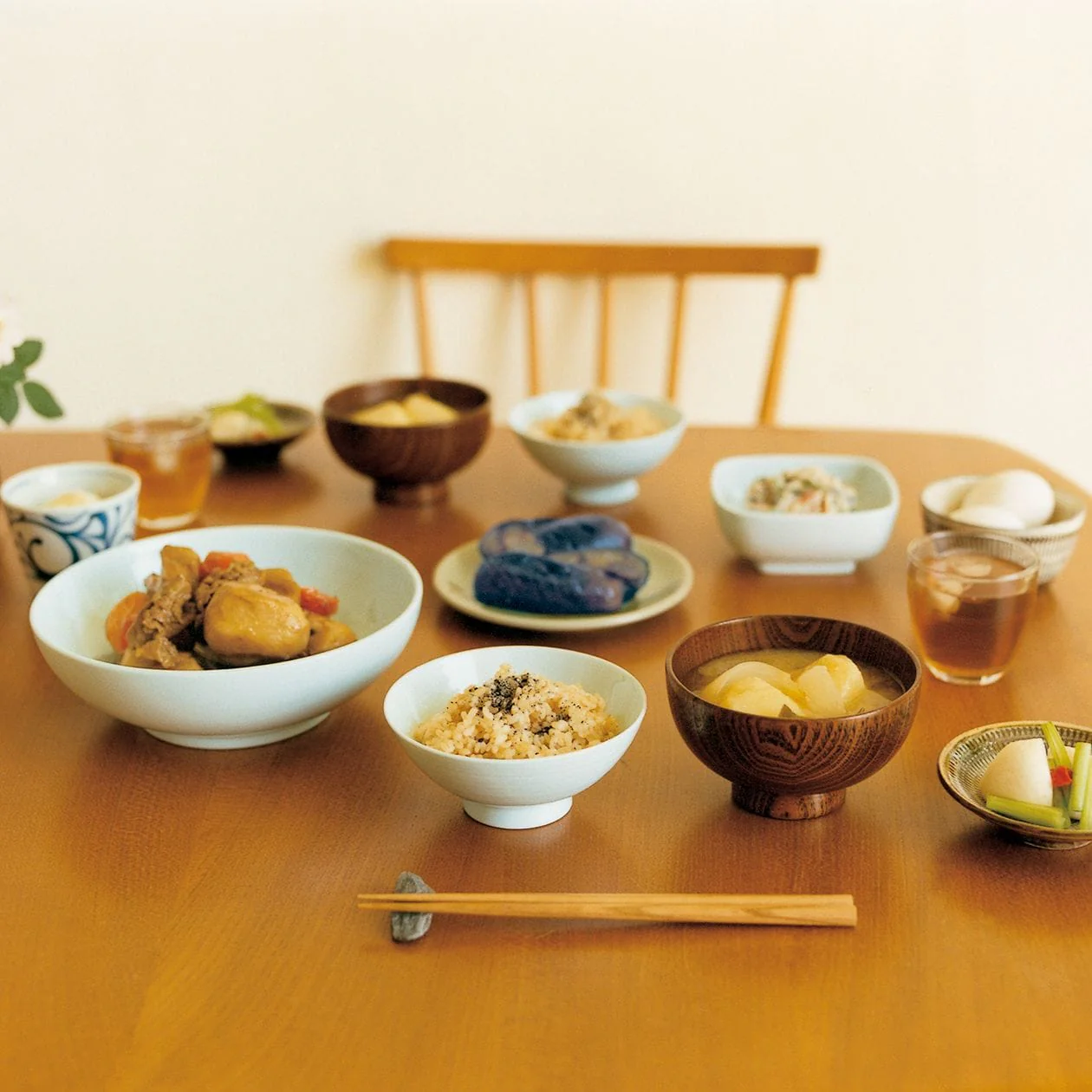 White Porcelain Multi Bowl - Image 8