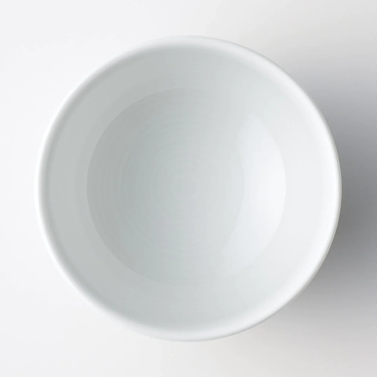 White Porcelain Round Tea Cup - Image 3