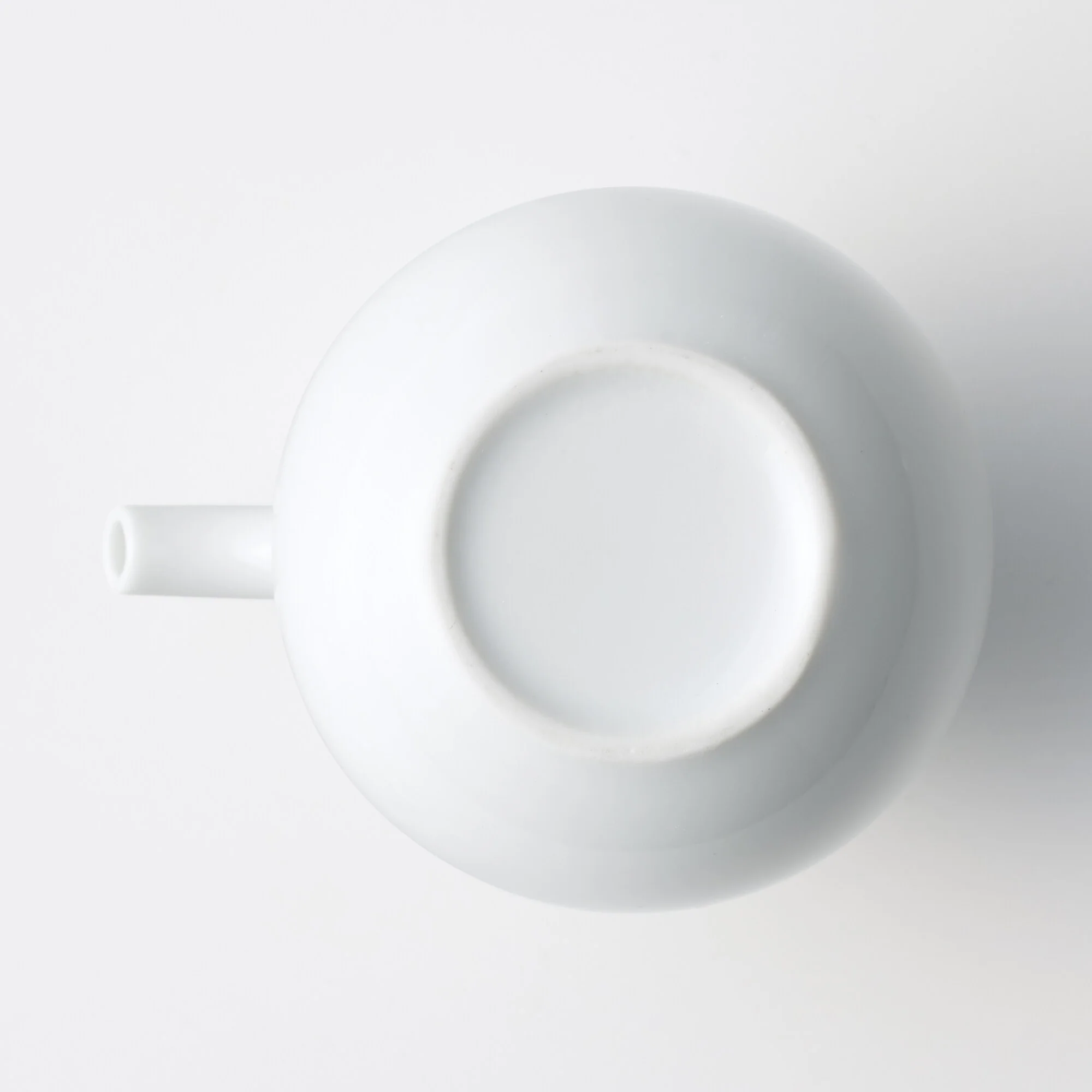White Porcelain Sauce Pot - Image 4