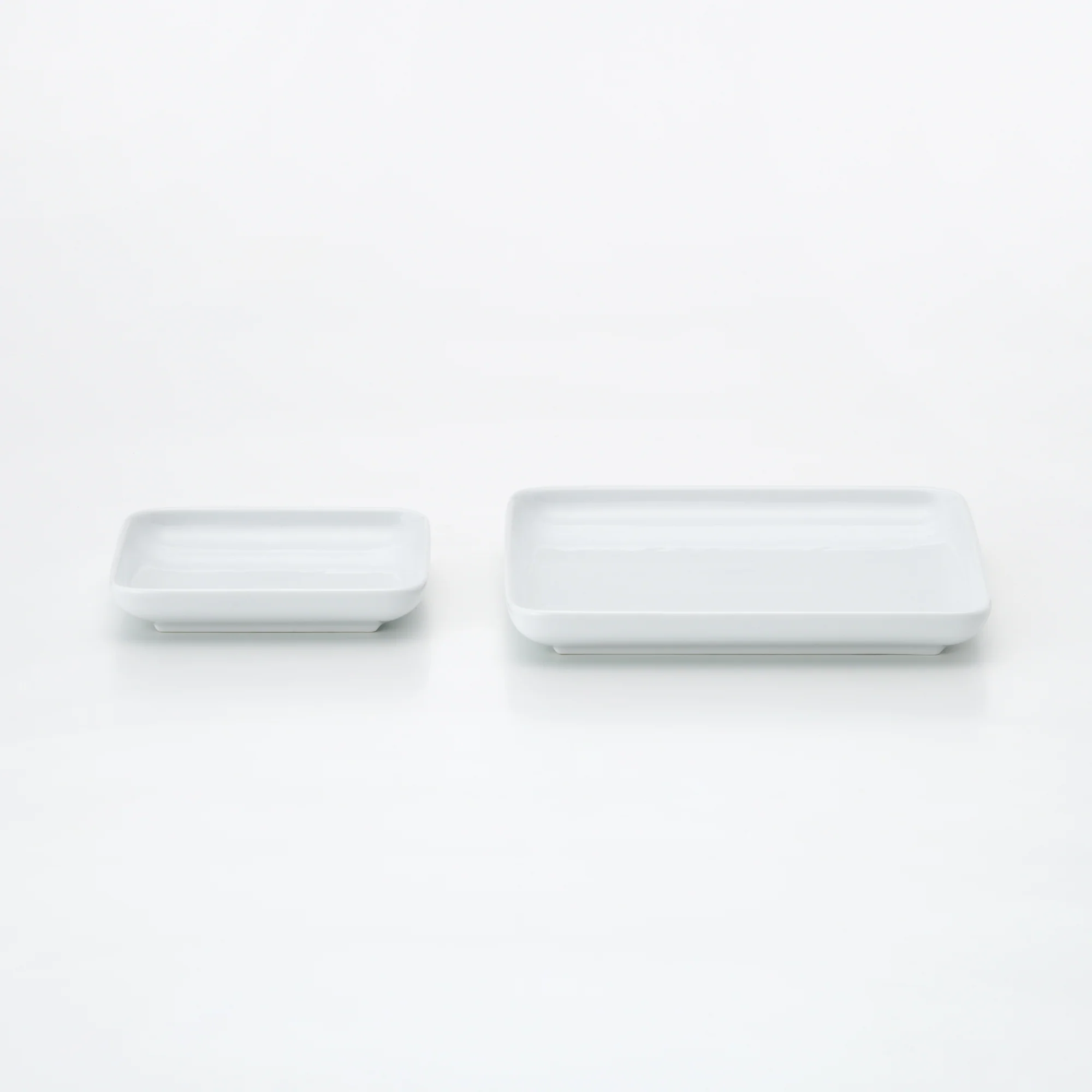 White Porcelain Square Dish - Image 12