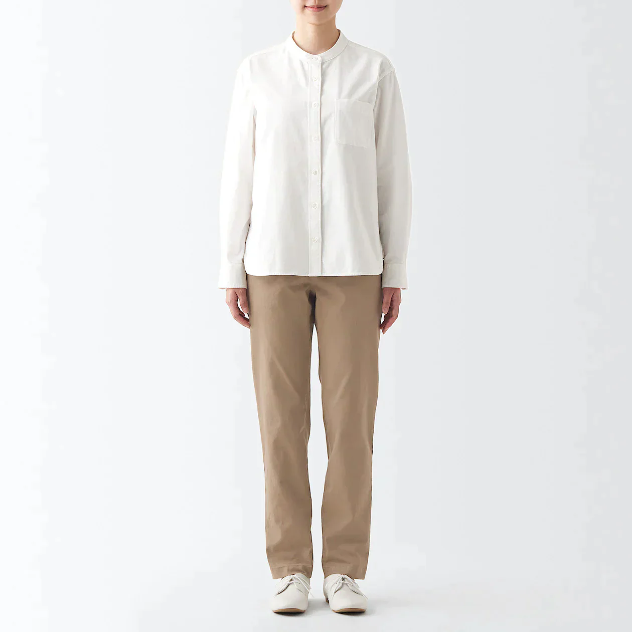 Women's 4-Way Stretch Chino Slim Tapered Pants (L32") - Image 4