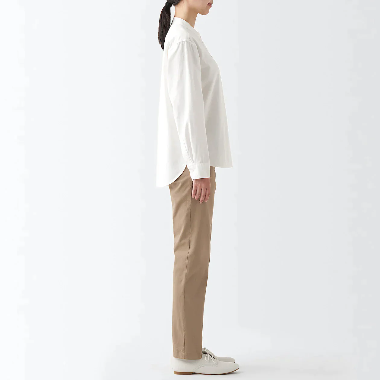 Women's 4-Way Stretch Chino Slim Tapered Pants (L32") - Image 6
