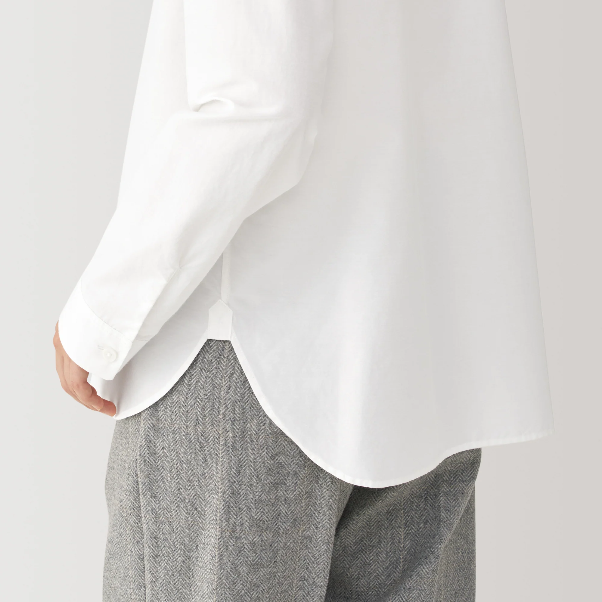 Labo Women's Silk Blend Open Collar Shirt - Image 9