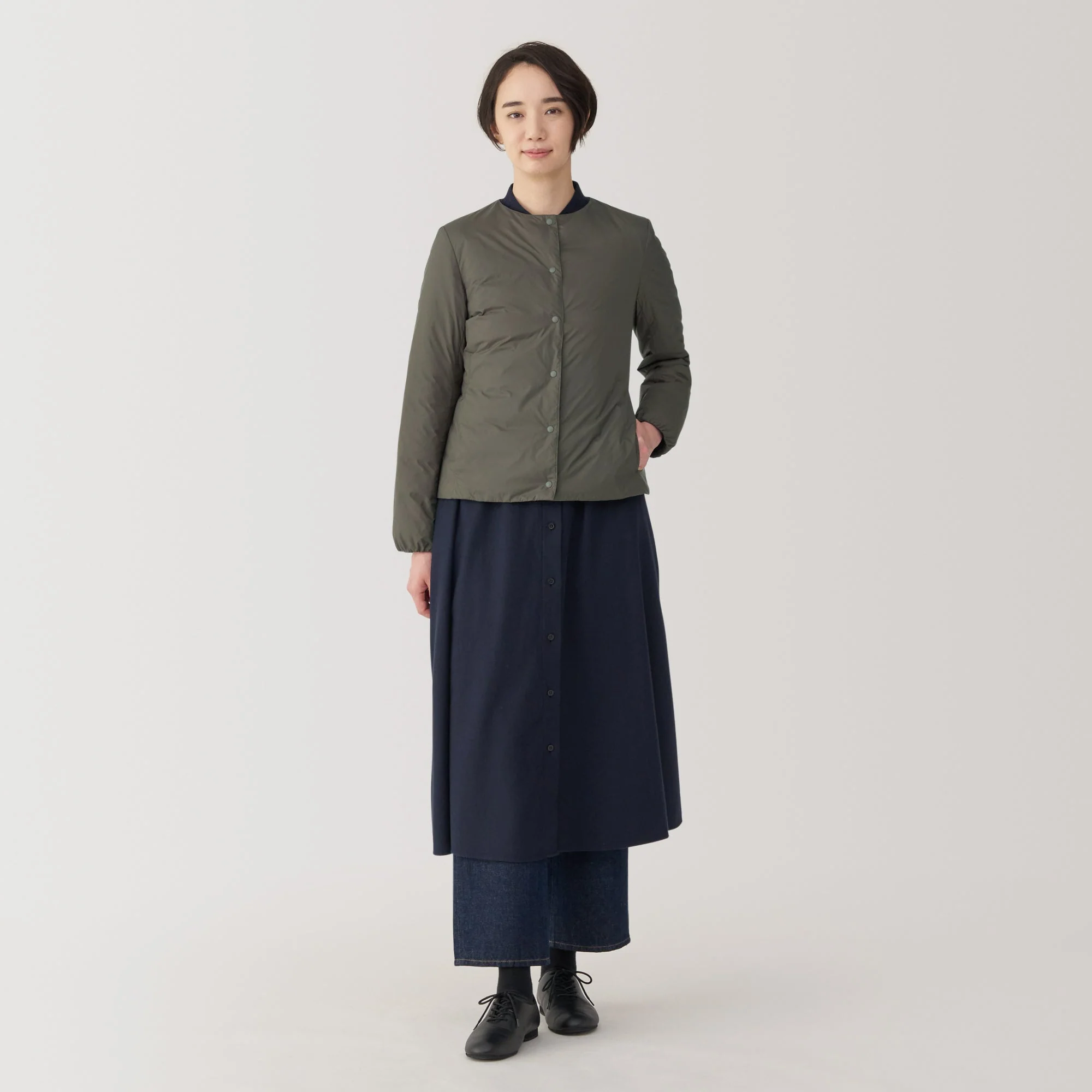 Women's Lightweight Down Collarless Jacket - Image 37