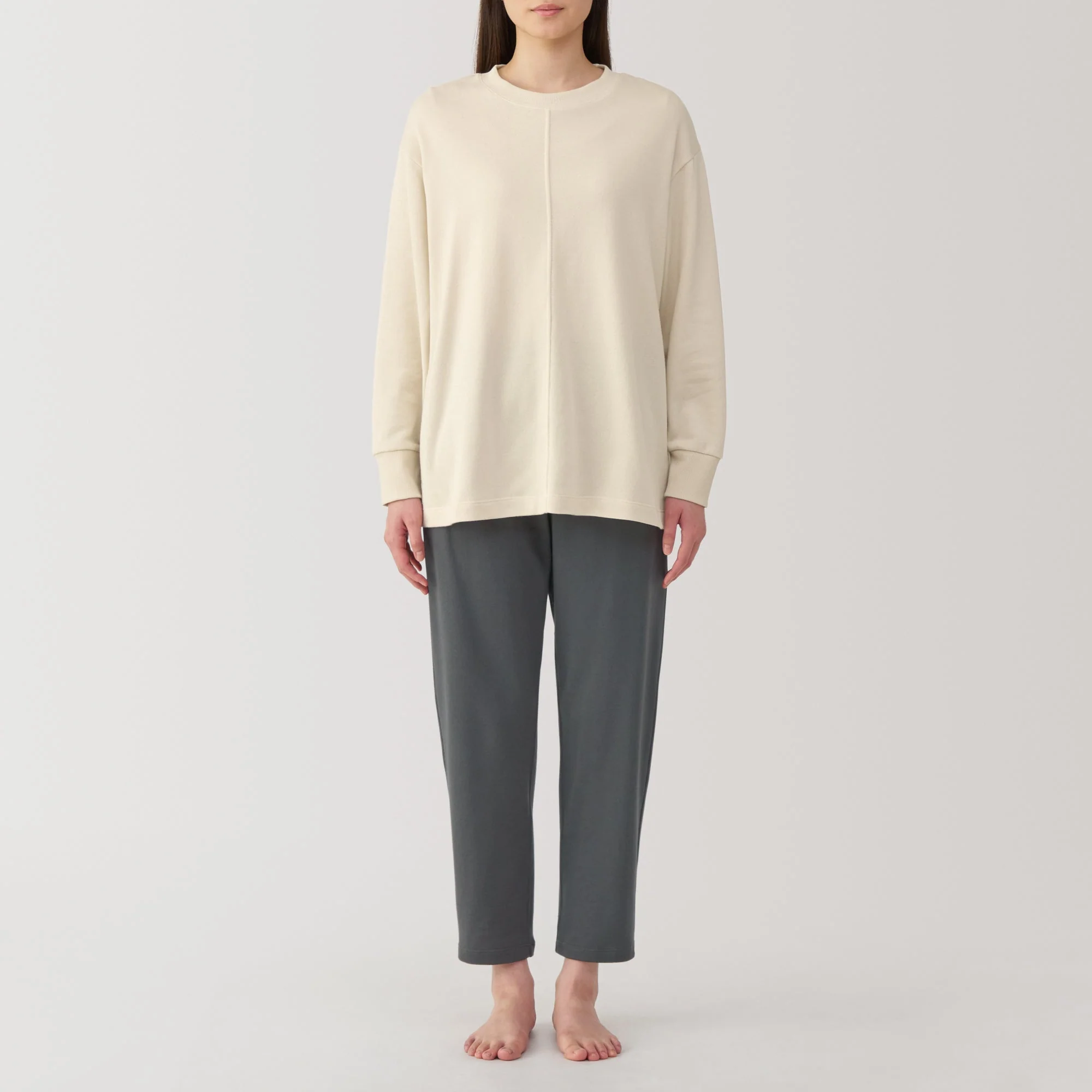 Loose-Twist Sweatshirt Loungewear Set - Image 4