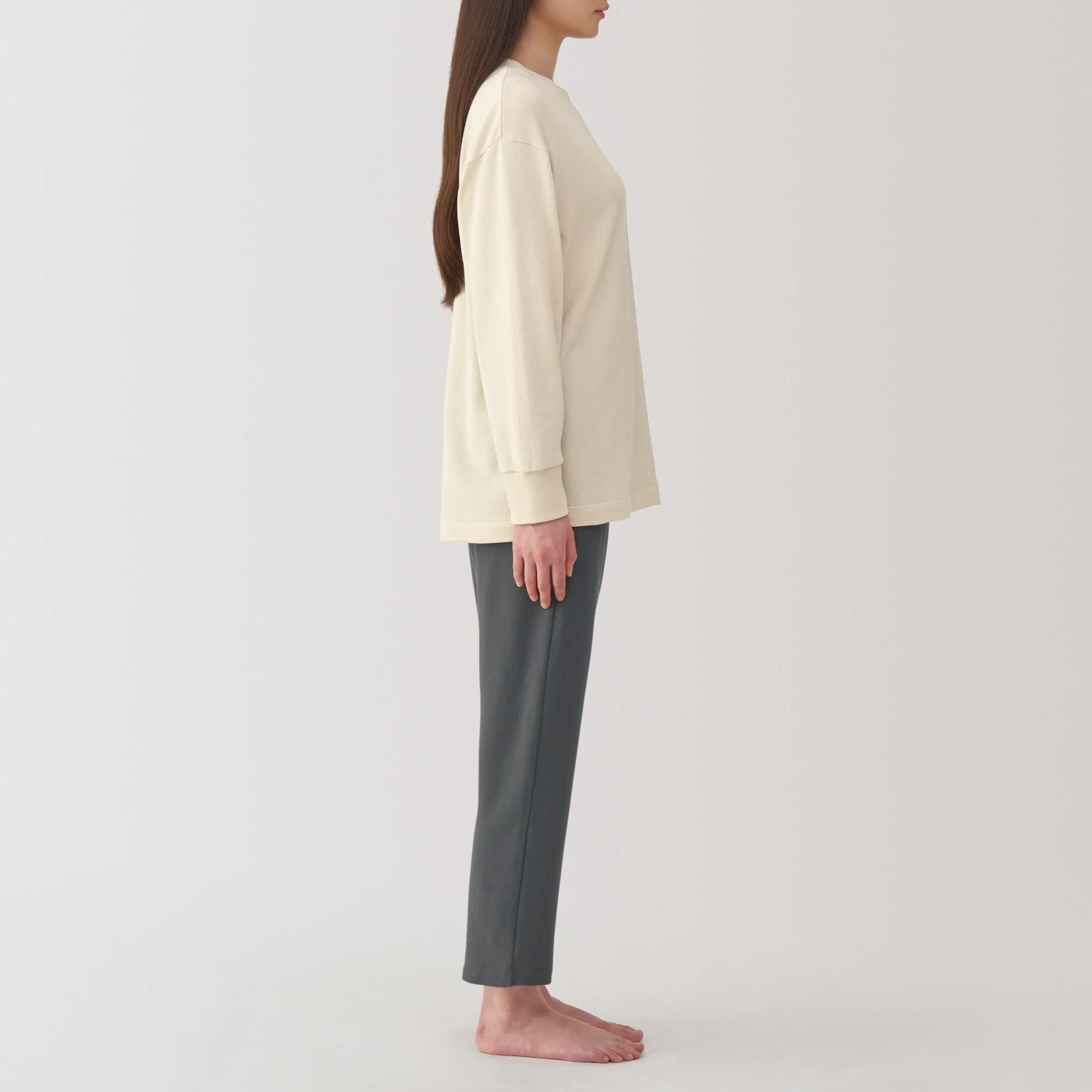 Loose-Twist Sweatshirt Loungewear Set - Image 5