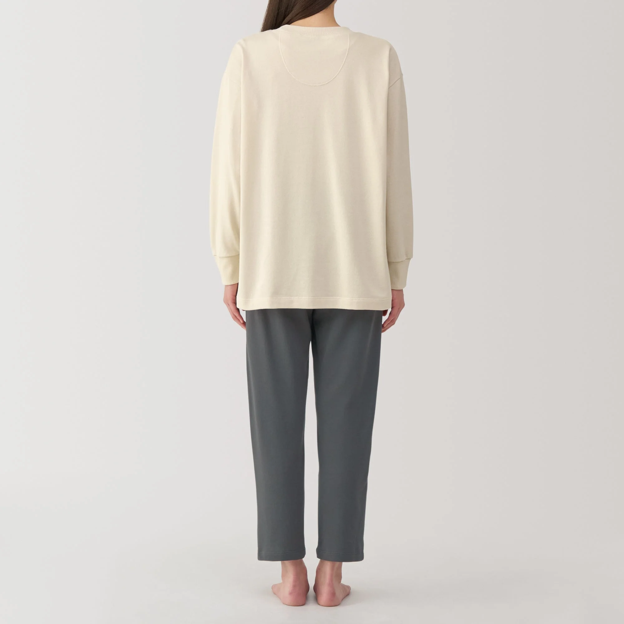 Loose-Twist Sweatshirt Loungewear Set - Image 6