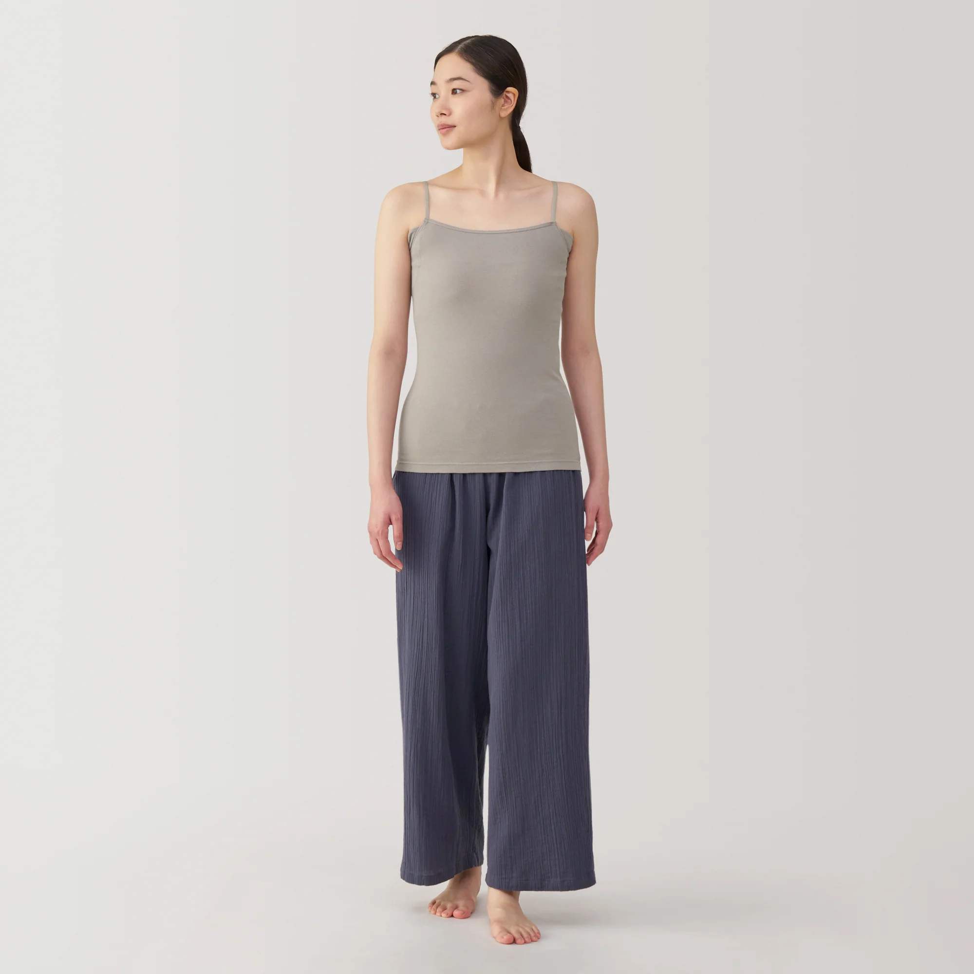 Women's Moisture-Wicking Cotton Camisole with Sweat Pads - Image 4
