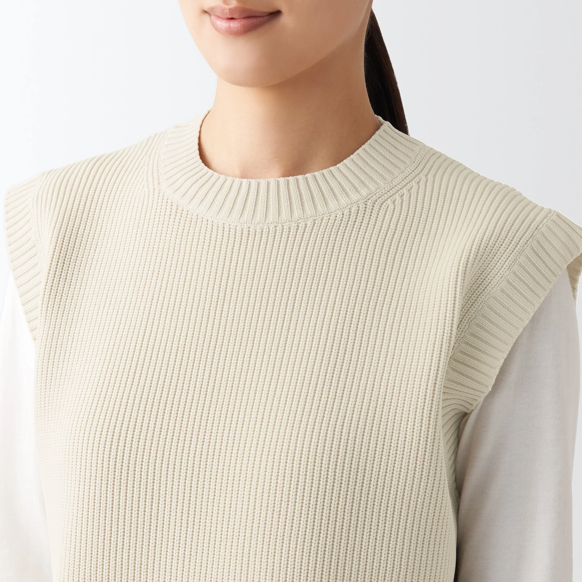 Women's Light Shape-Keeping Vest - Image 16