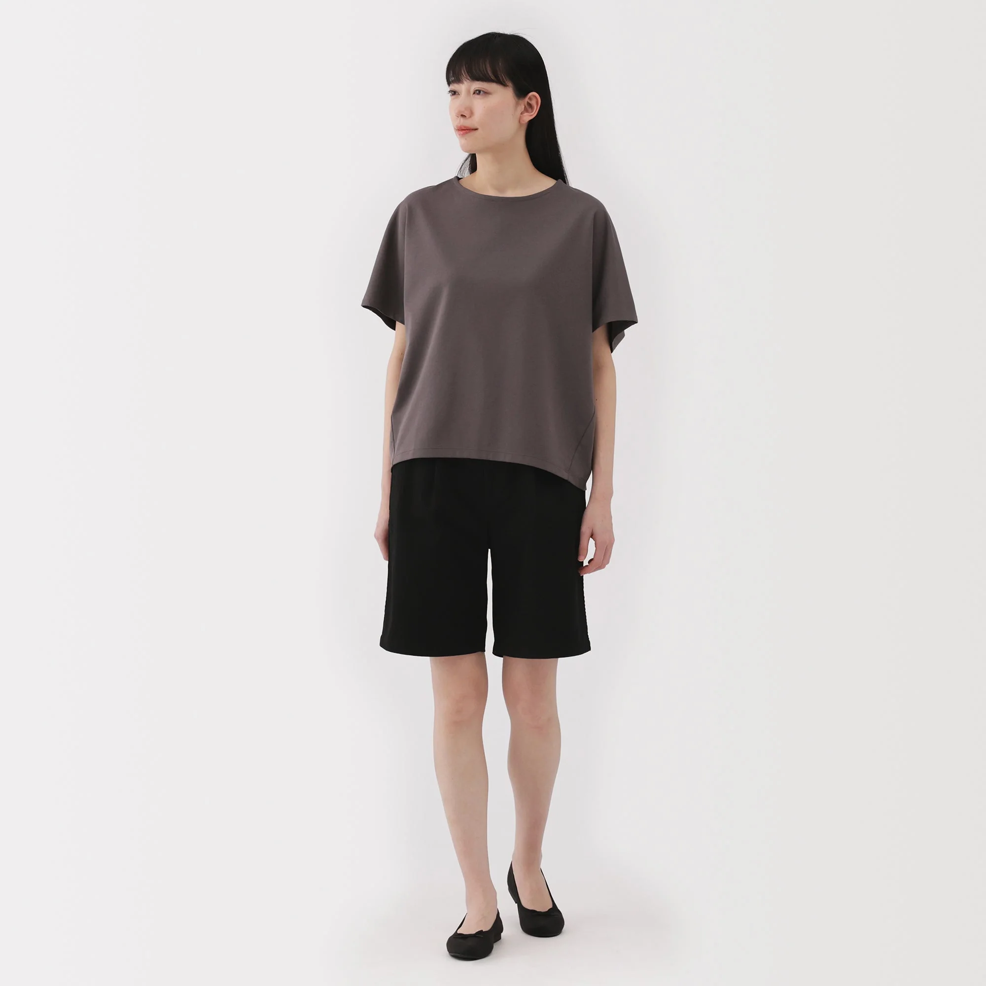 Women's Slub Yarn Chino Darted Shorts - Image 13