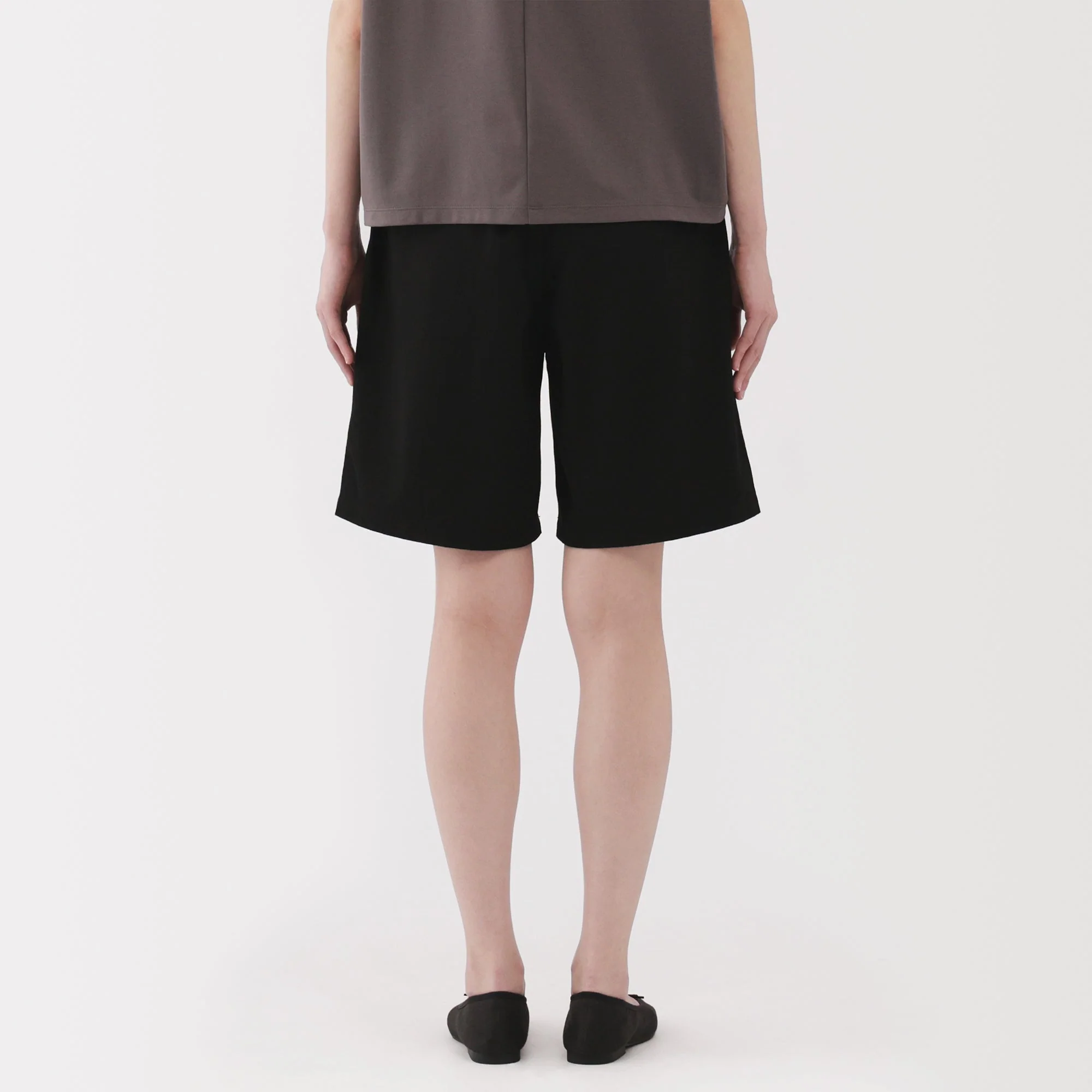Women's Slub Yarn Chino Darted Shorts - Image 15