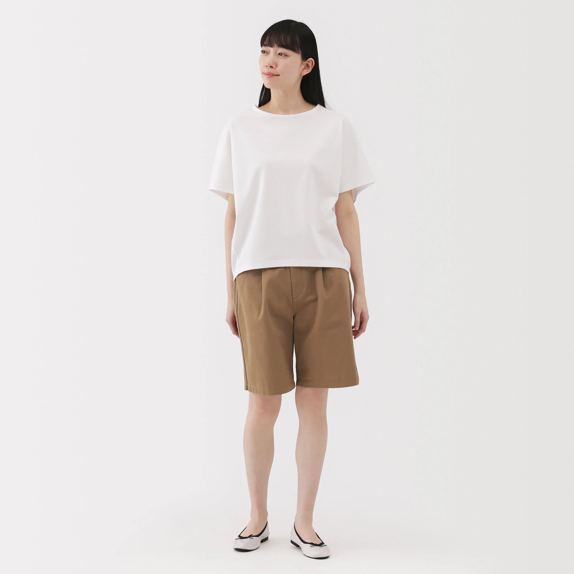 Women's Slub Yarn Chino Darted Shorts - Image 4