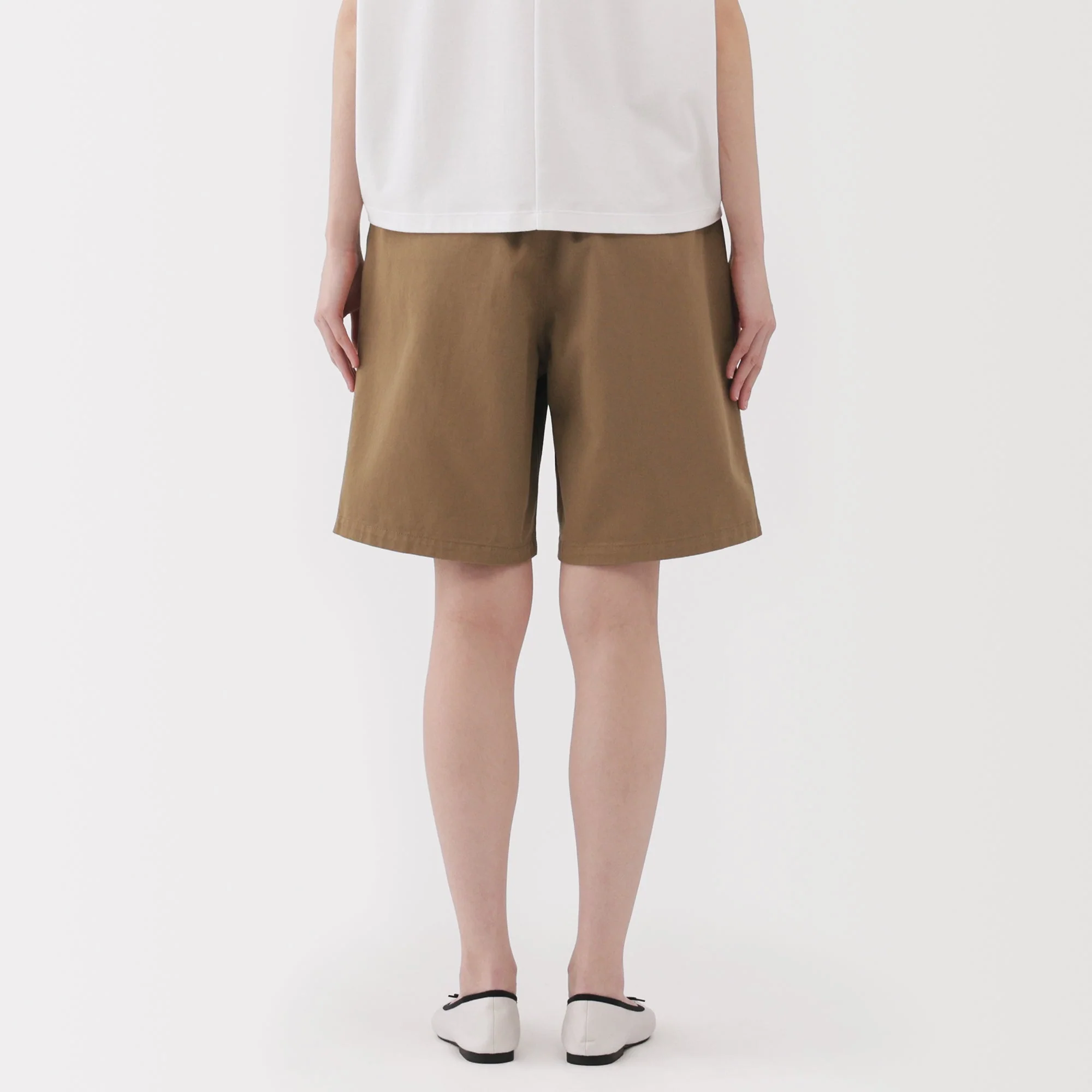 Women's Slub Yarn Chino Darted Shorts - Image 6