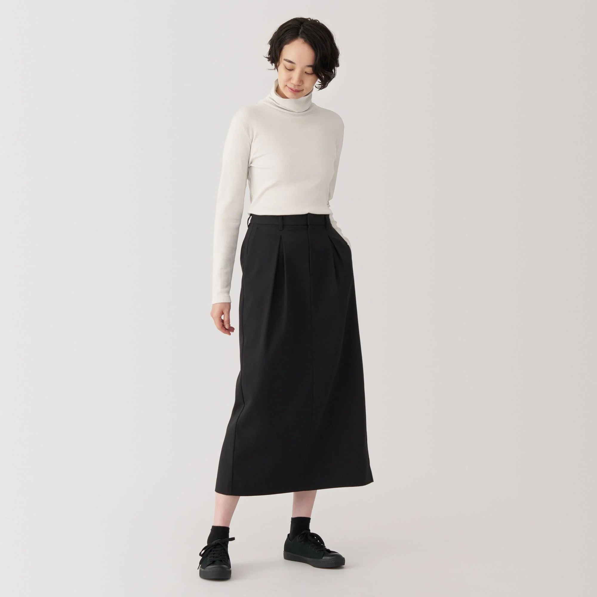 Women's Soy Fibre Blend Ribbed Turtleneck Long Sleeve T-Shirt - Image 12