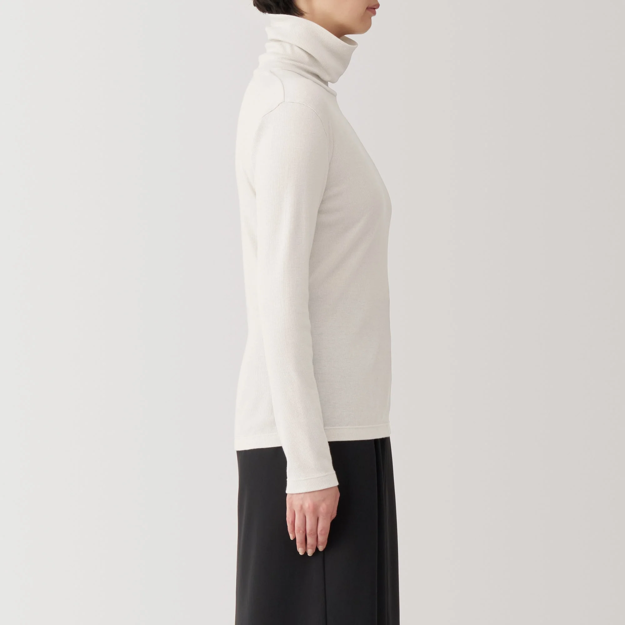 Women's Soy Fibre Blend Ribbed Turtleneck Long Sleeve T-Shirt - Image 13