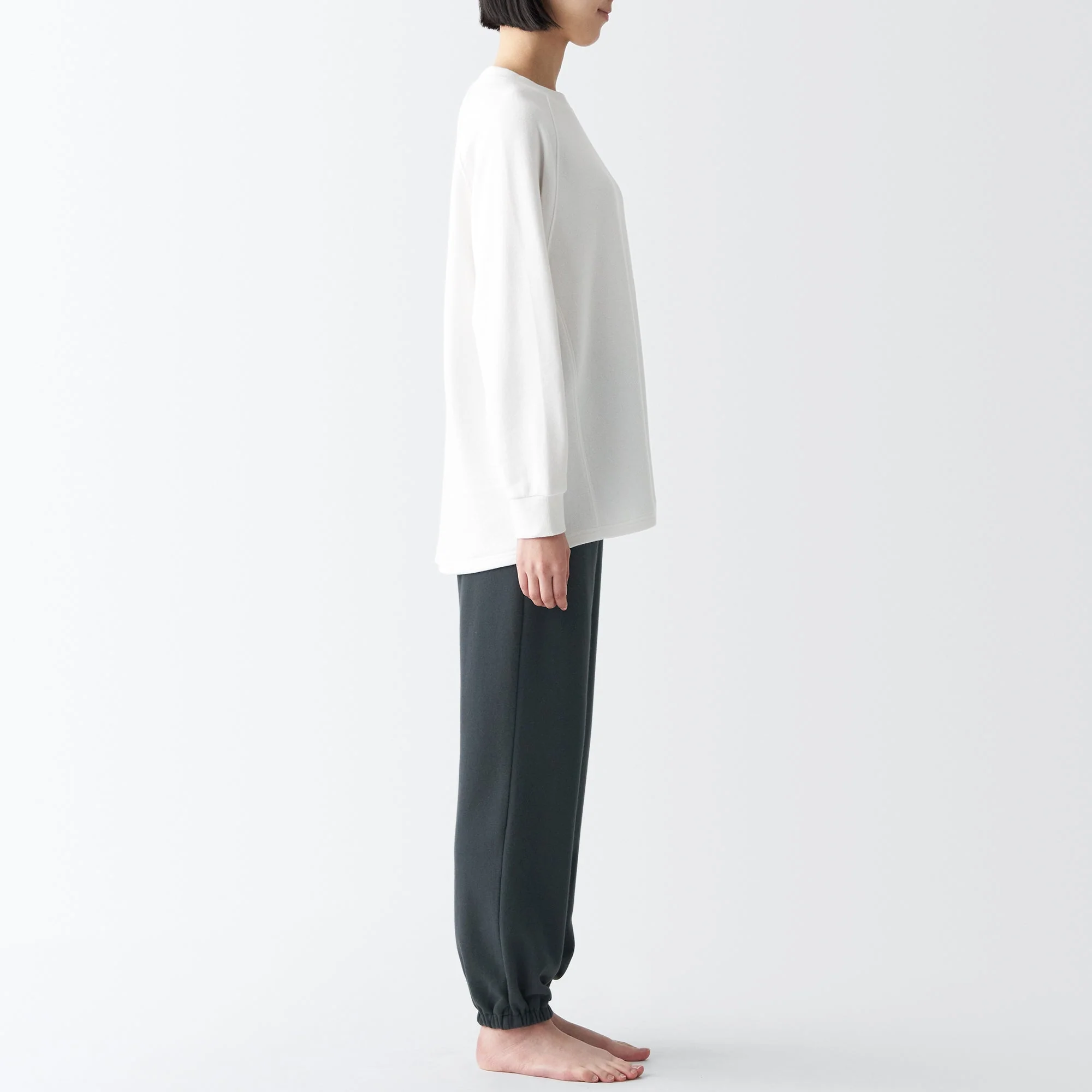 Women's Sweatshirt Material Sweatpants - Image 4