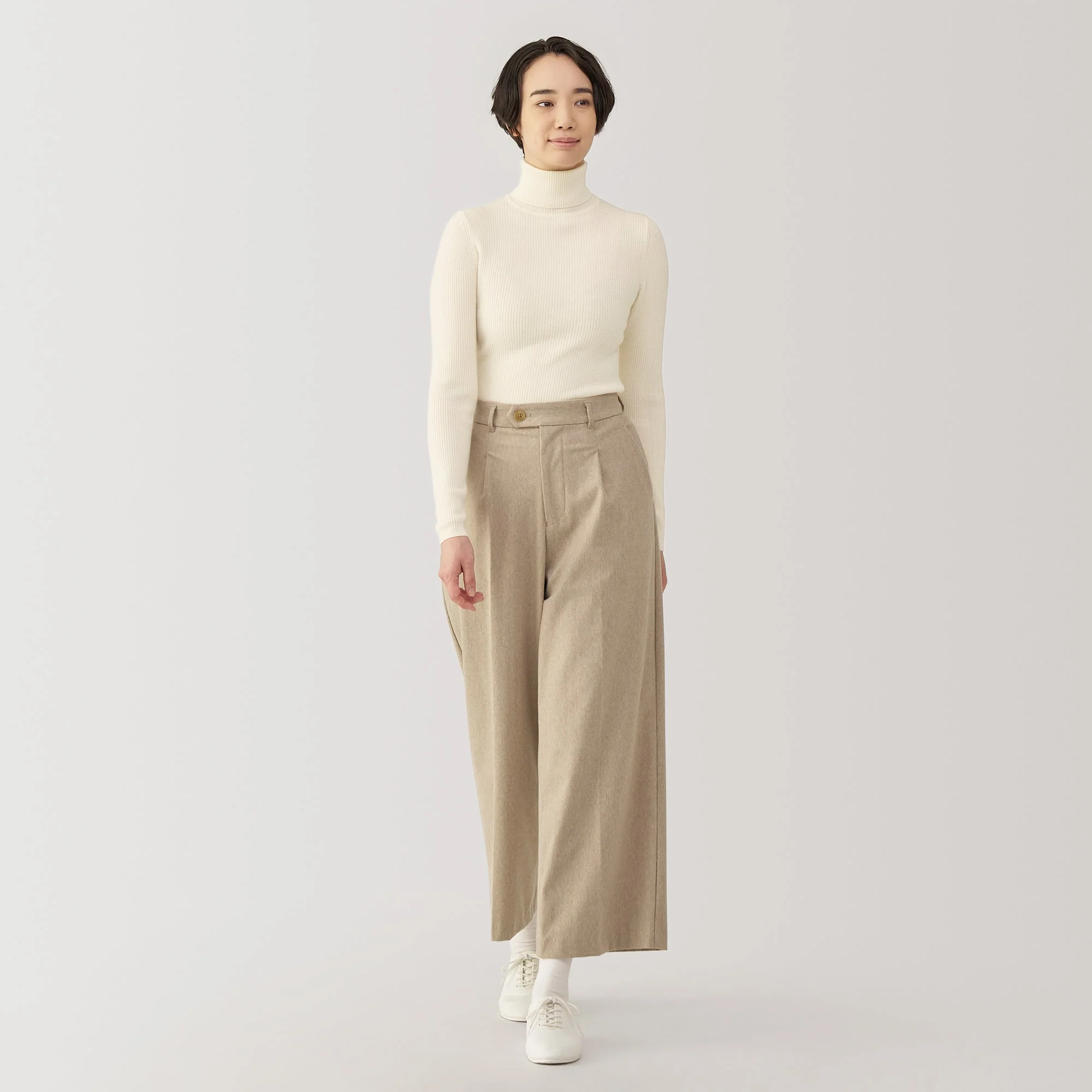 Women's Washable High Gauge Turtleneck Sweater - Image 11