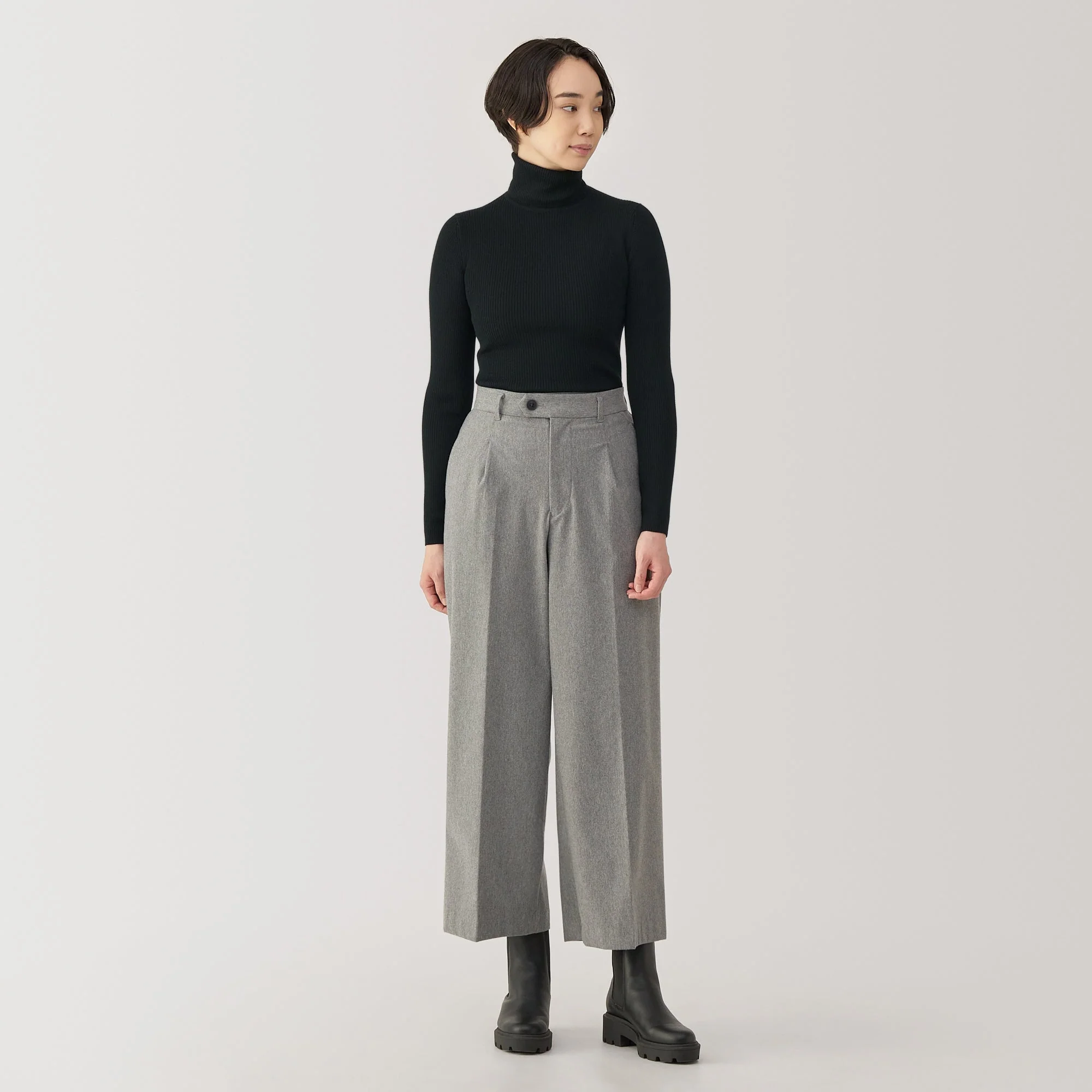 Women's Washable High Gauge Turtleneck Sweater - Image 25