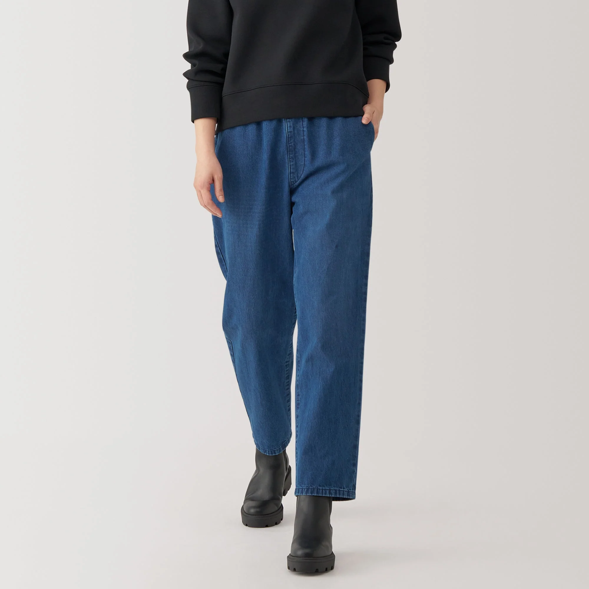 Women's Washed Denim Easy Tapered Pants - Image 12